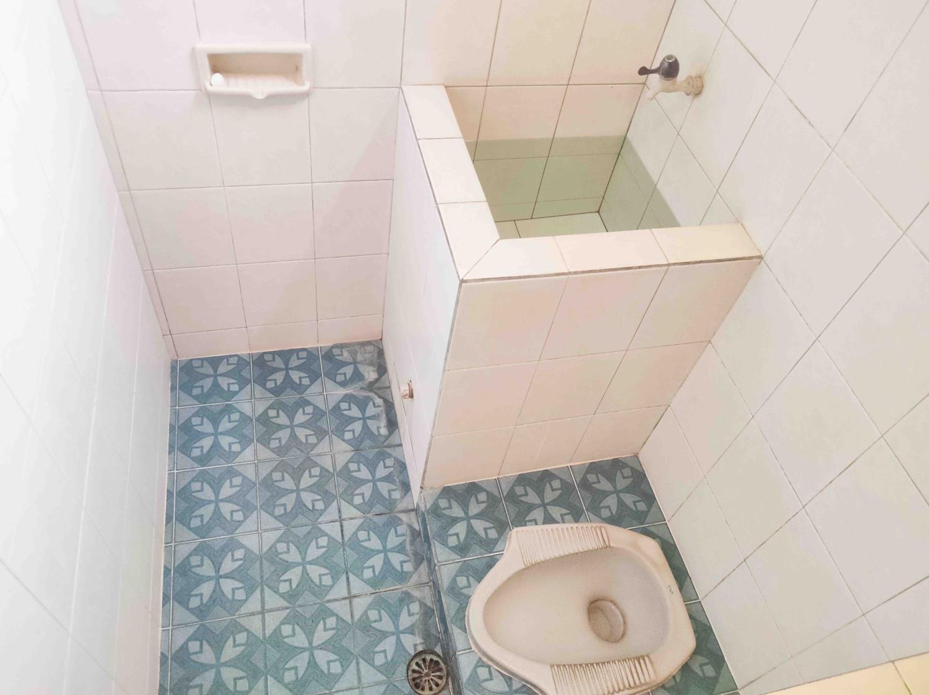 Standard Double Room with Fan - Photo 2