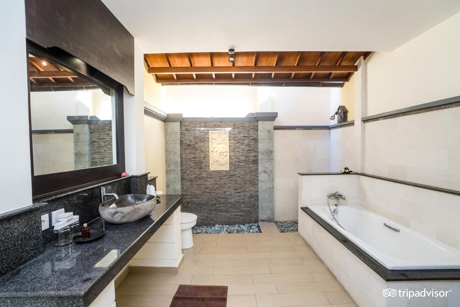 One-Bedroom Villa with Plunge Pool - Photo 3