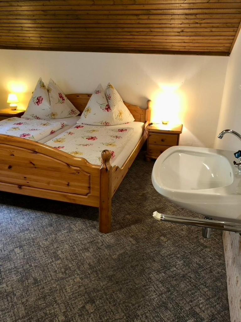 Double Room with Shared Bathroom