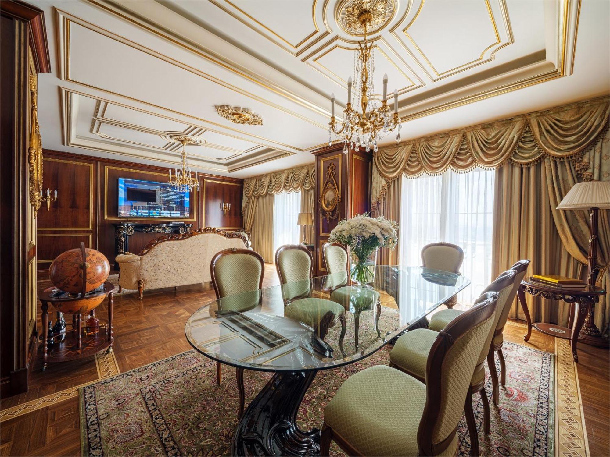 Presidential Suite photo 3