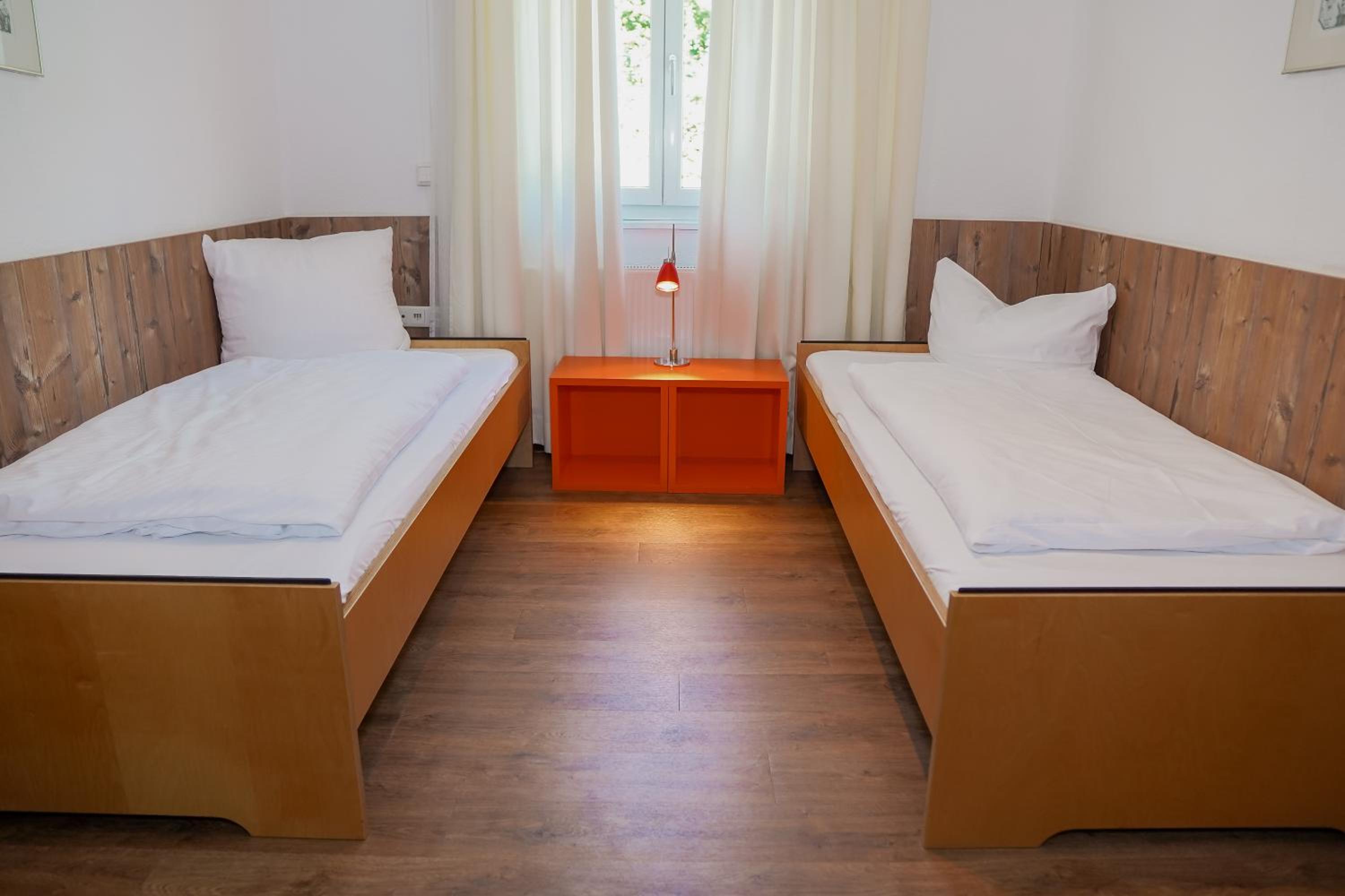 Standard Double Room - Photo 3