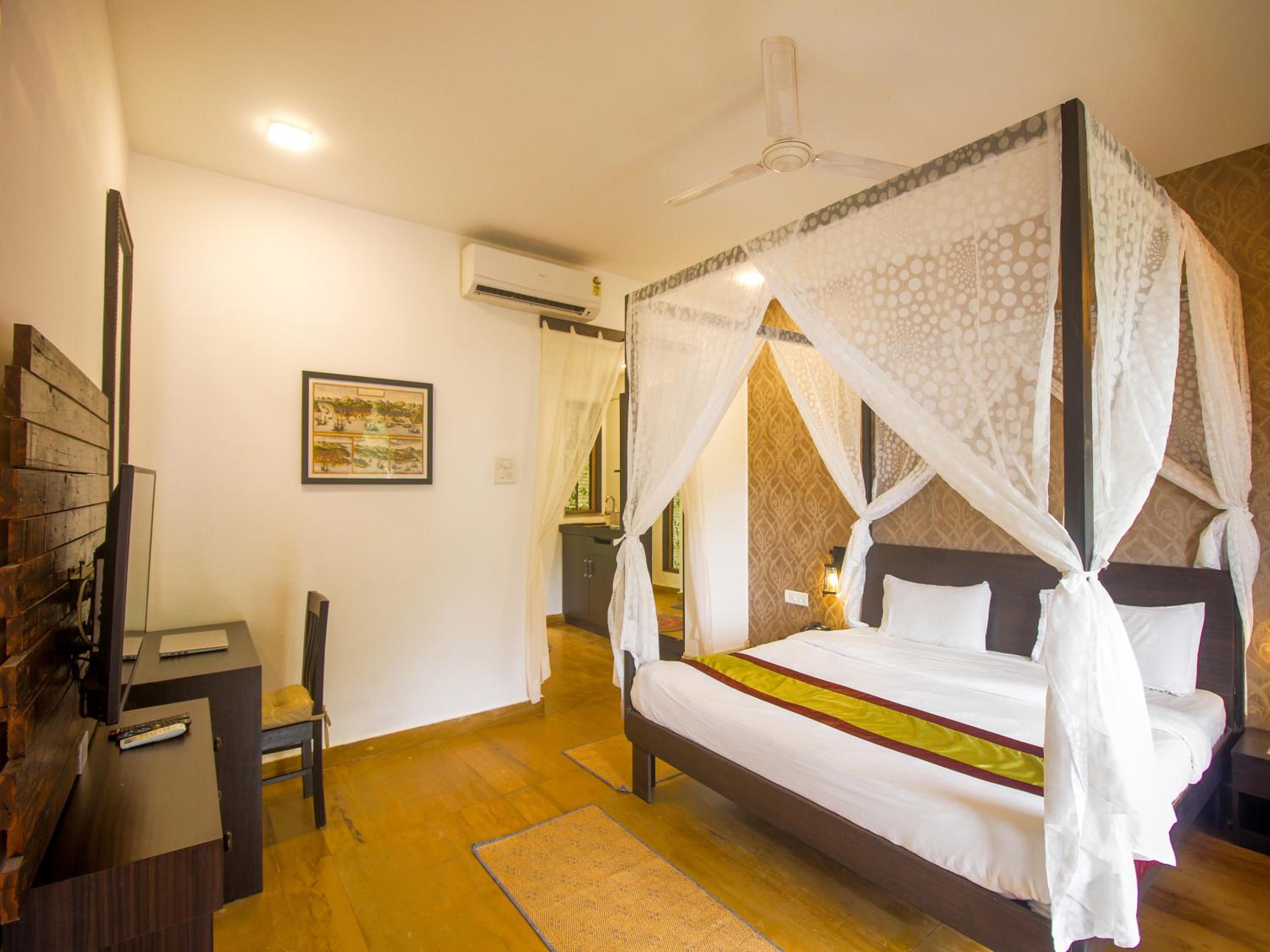 Deluxe Room - Photo 7