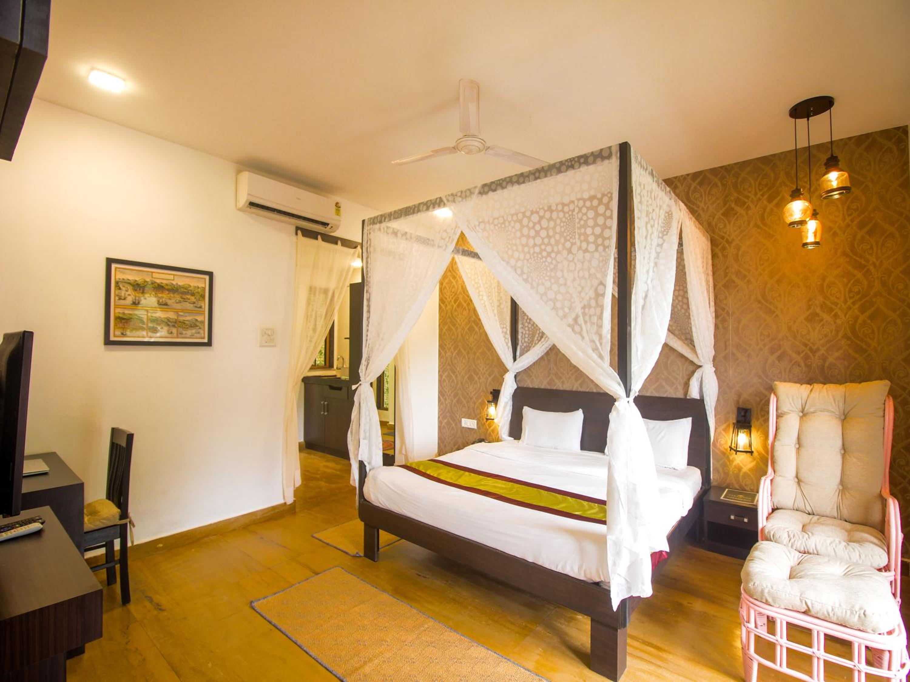 Deluxe Room - Photo 6