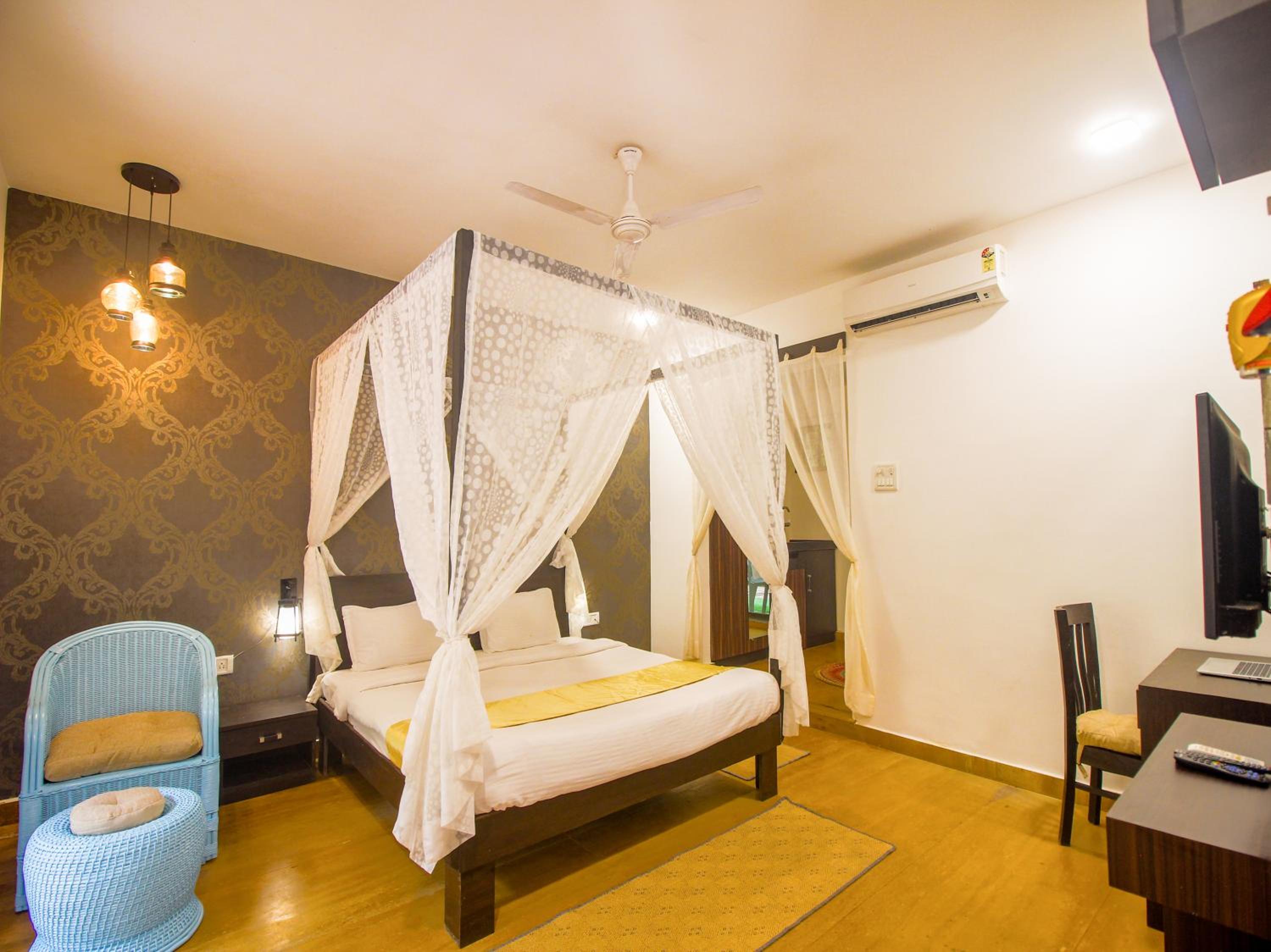Deluxe Room - Photo 5