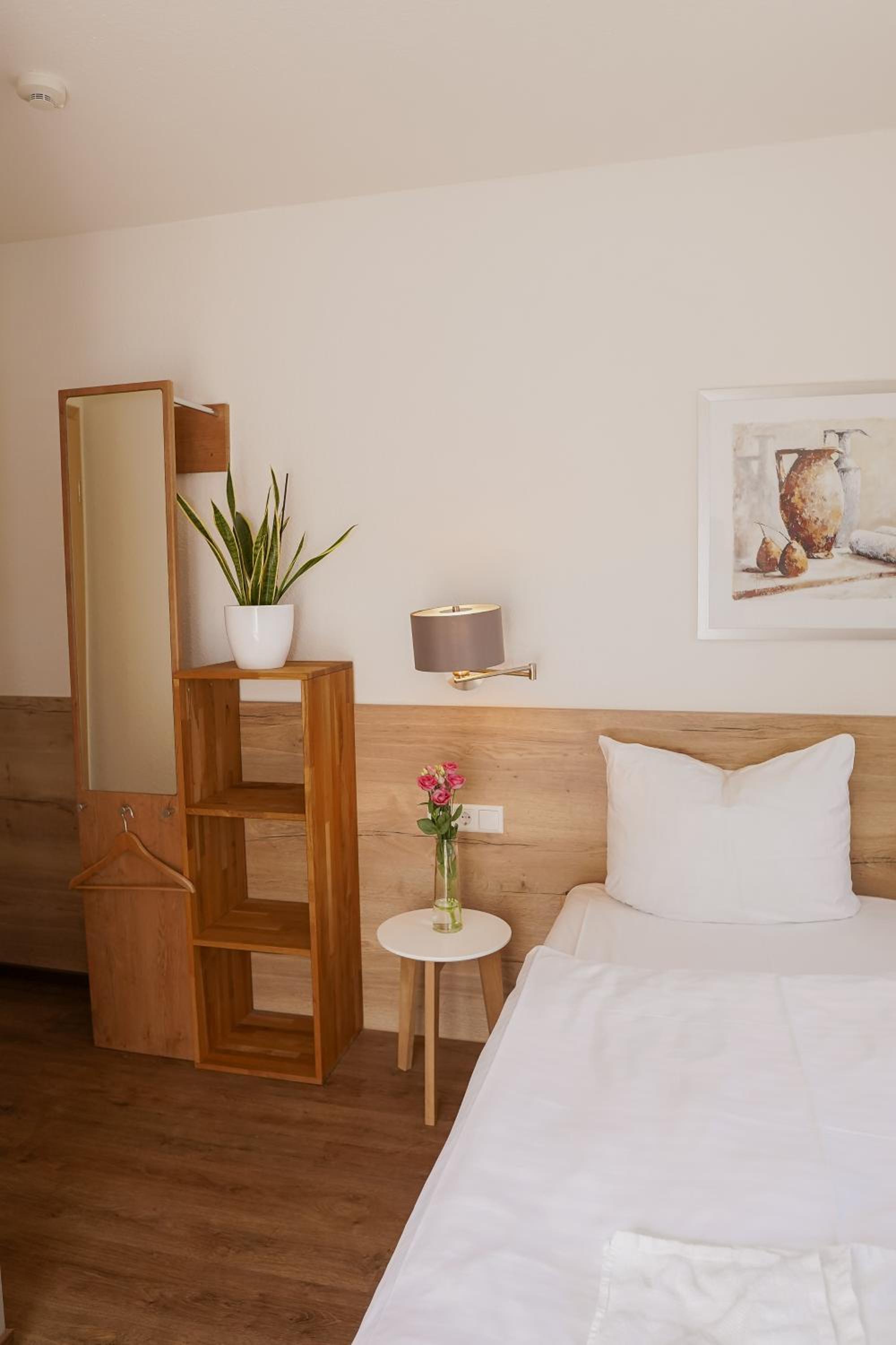 Standard Single Room photo 2