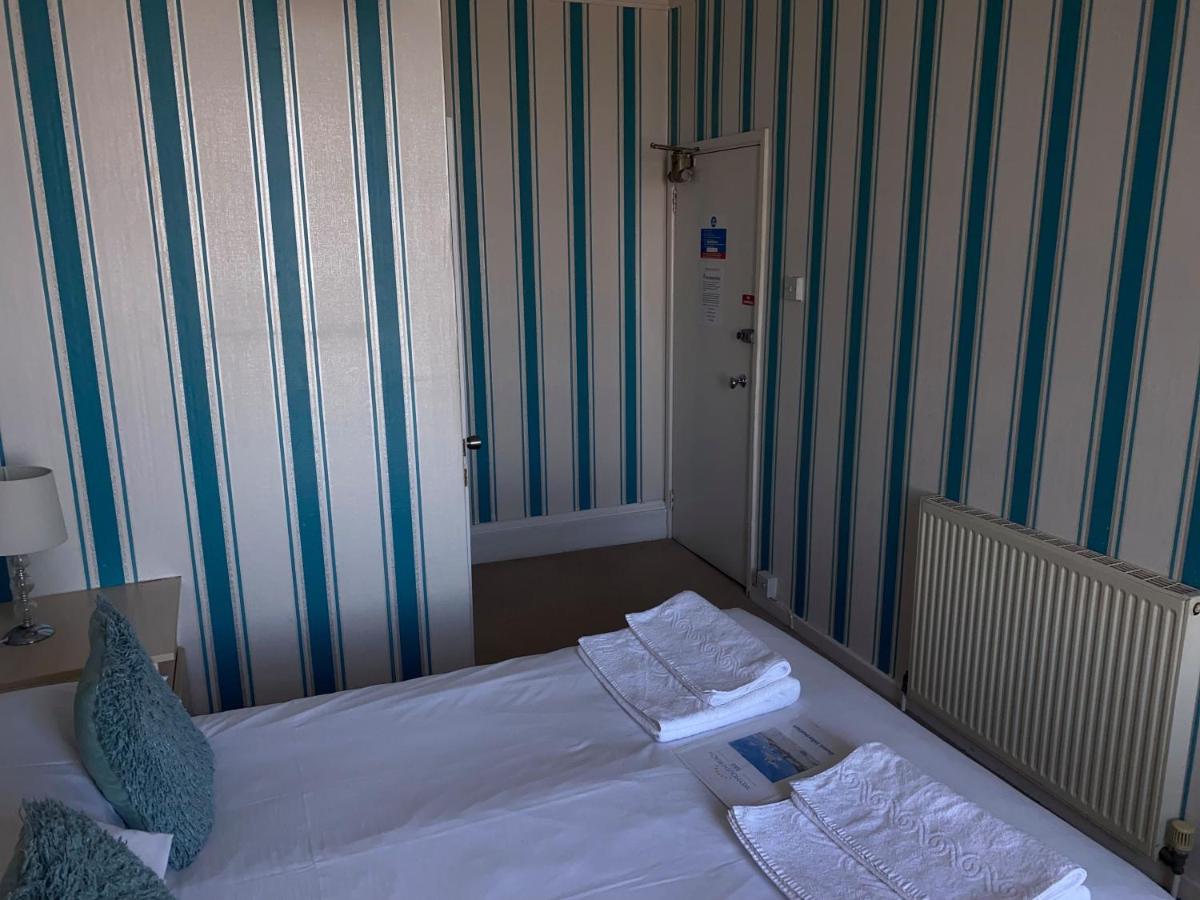 Double Room with Sea View photo 3