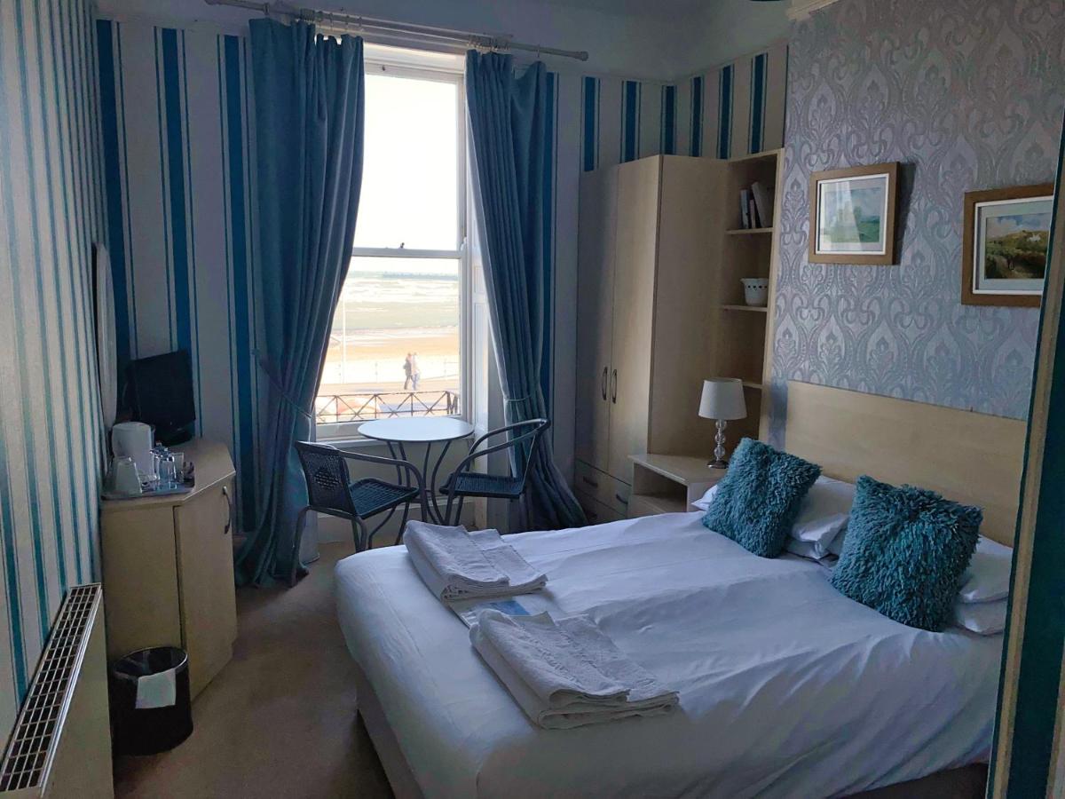 Double Room with Sea View photo 2
