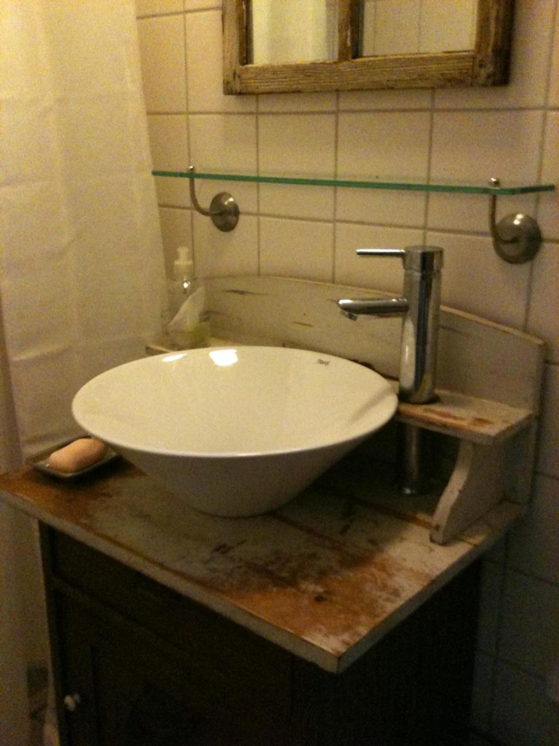 One-Bedroom House - Photo 10