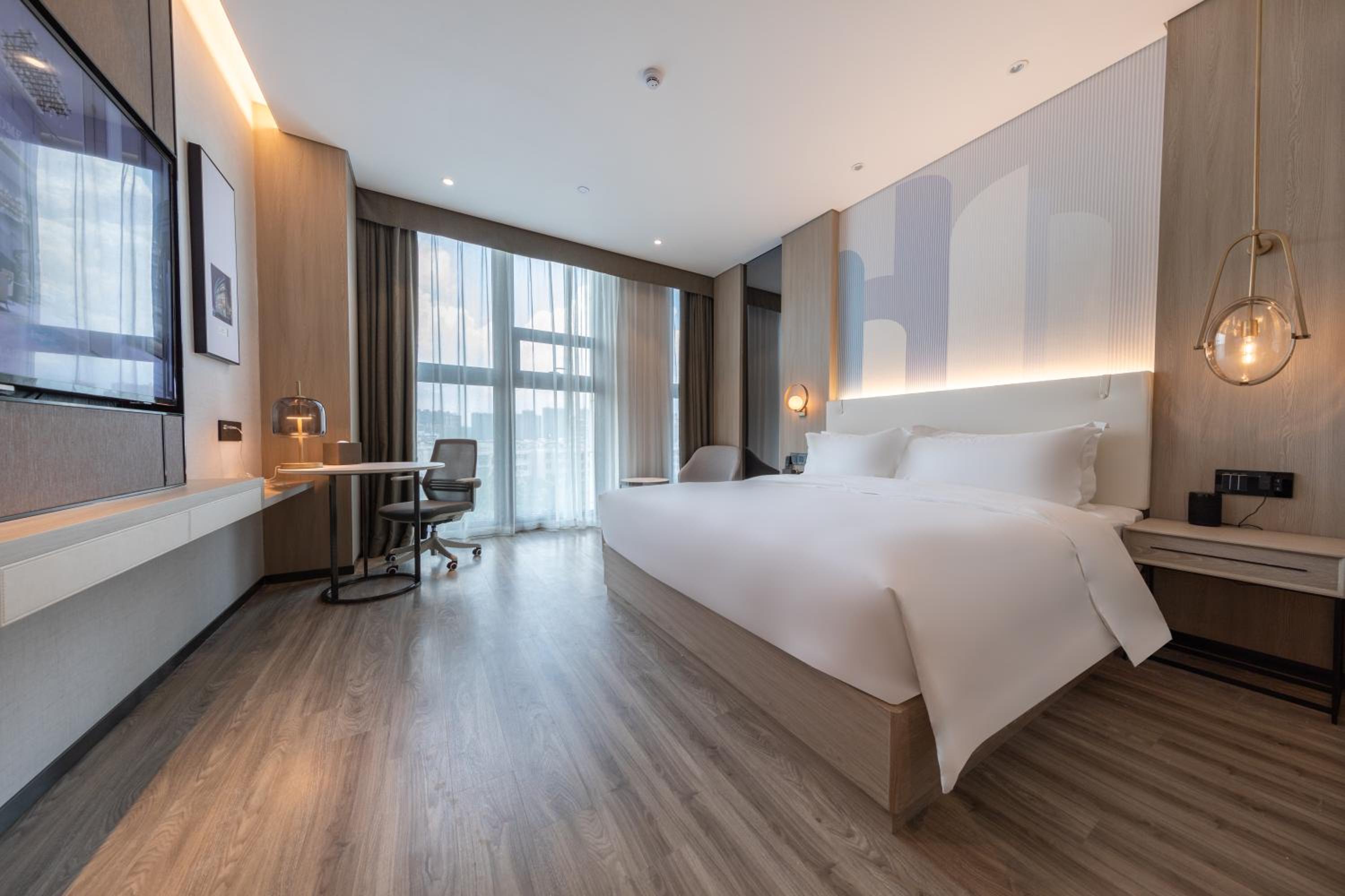Business King Room - Non-Smoking