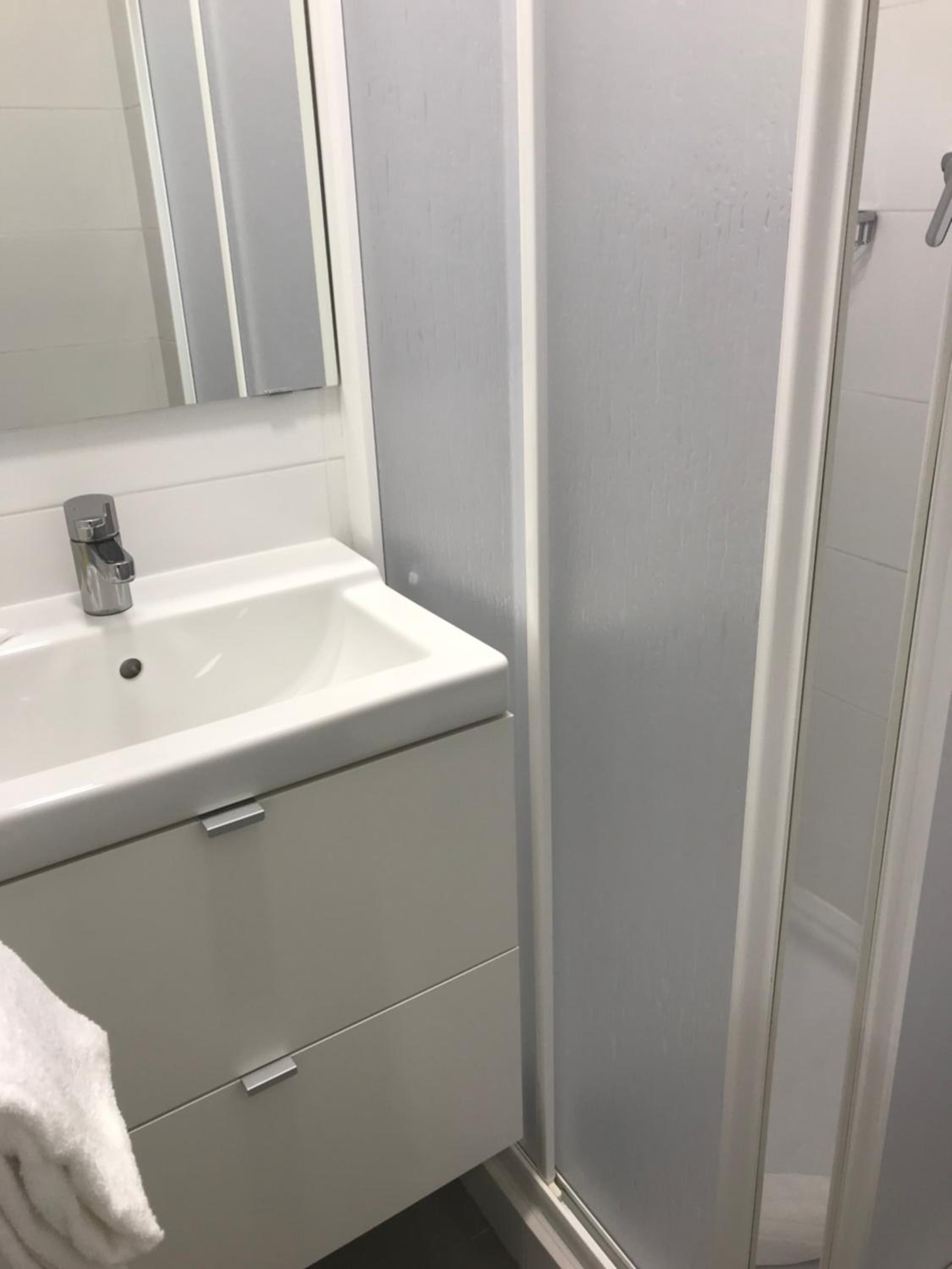 Basic Double Room with Balcony photo 2