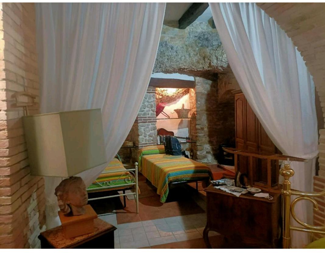 One-Bedroom Apartment - Photo 1