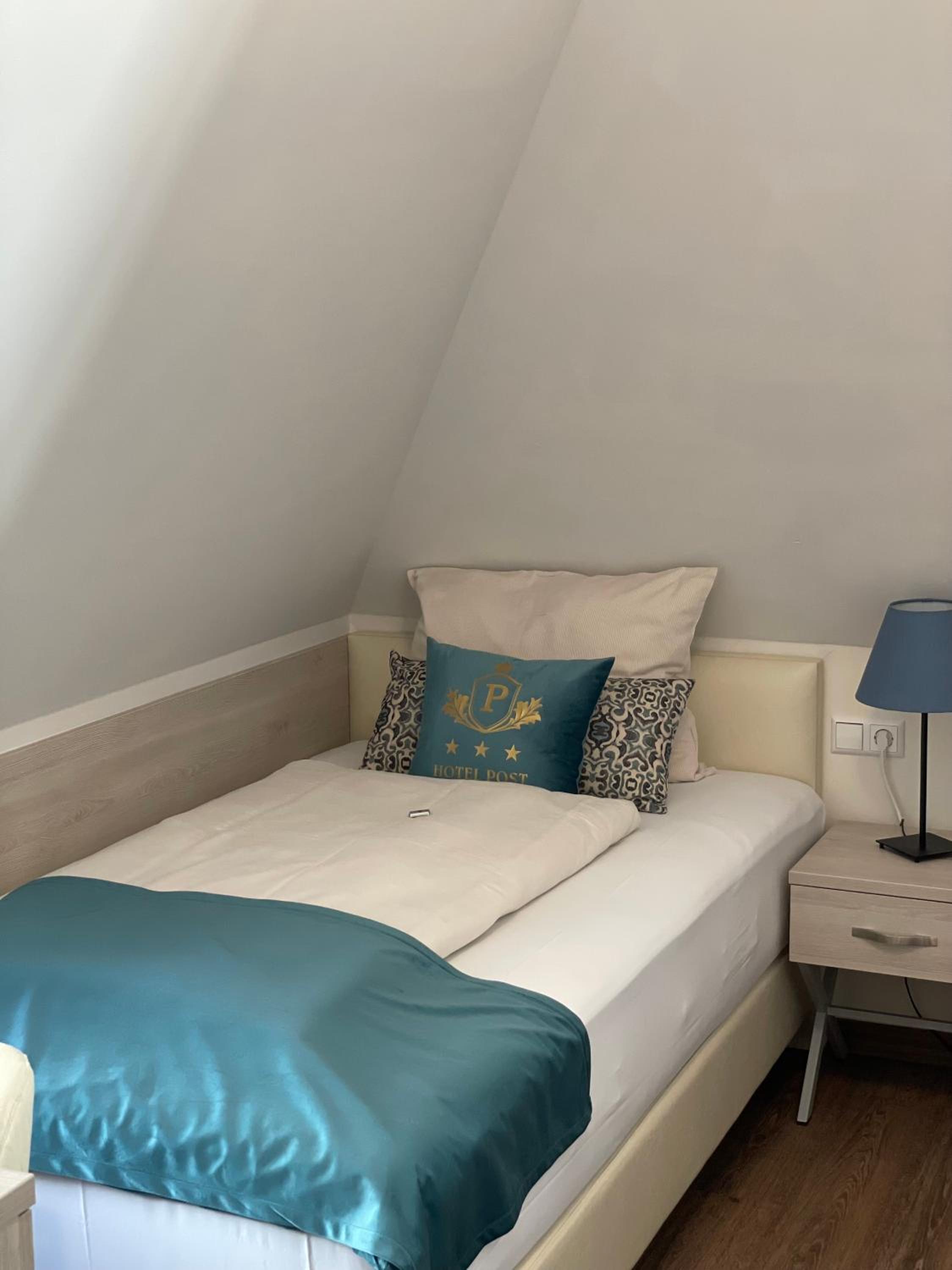 Standard Single Room