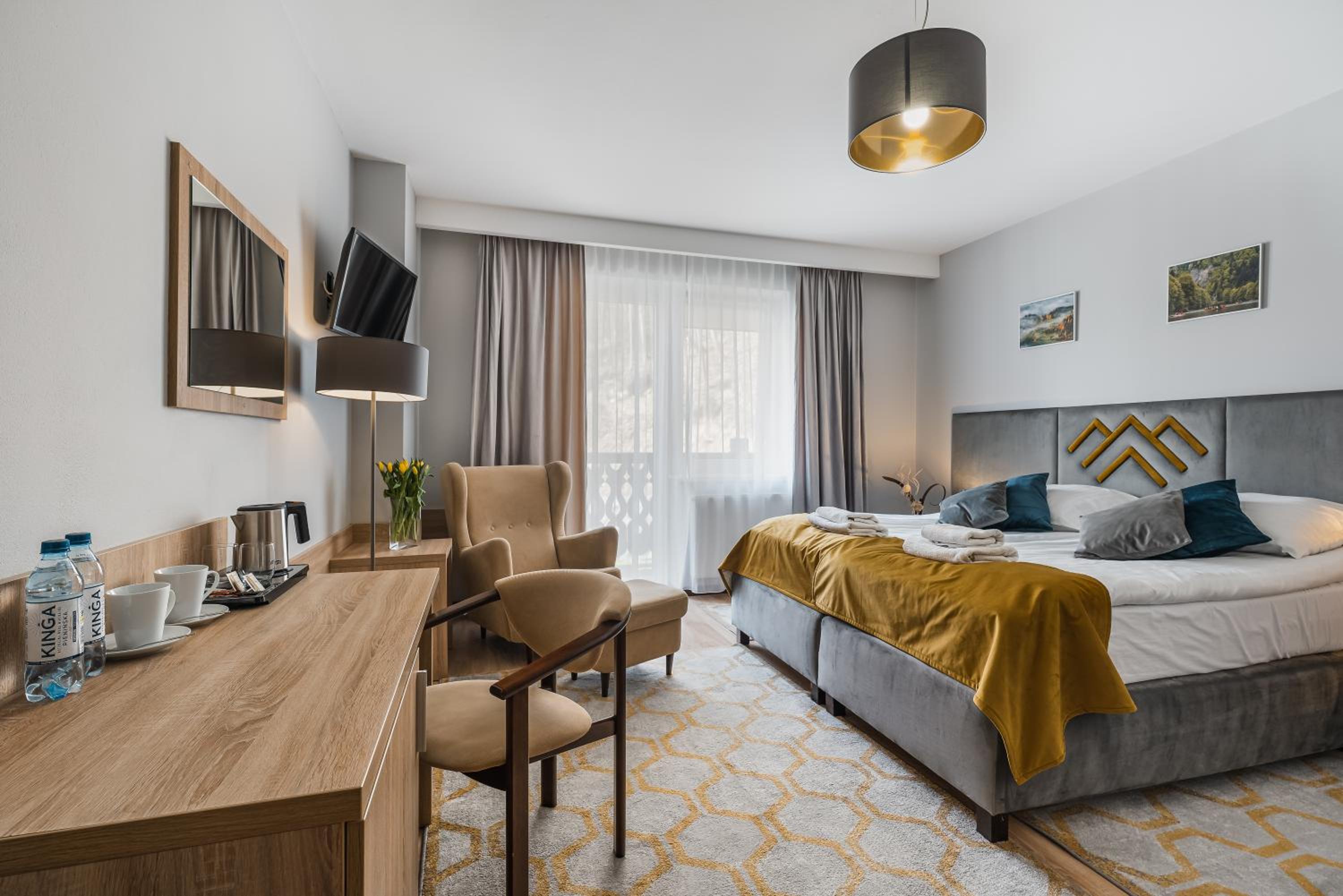 Deluxe Double or Twin Room photo 1