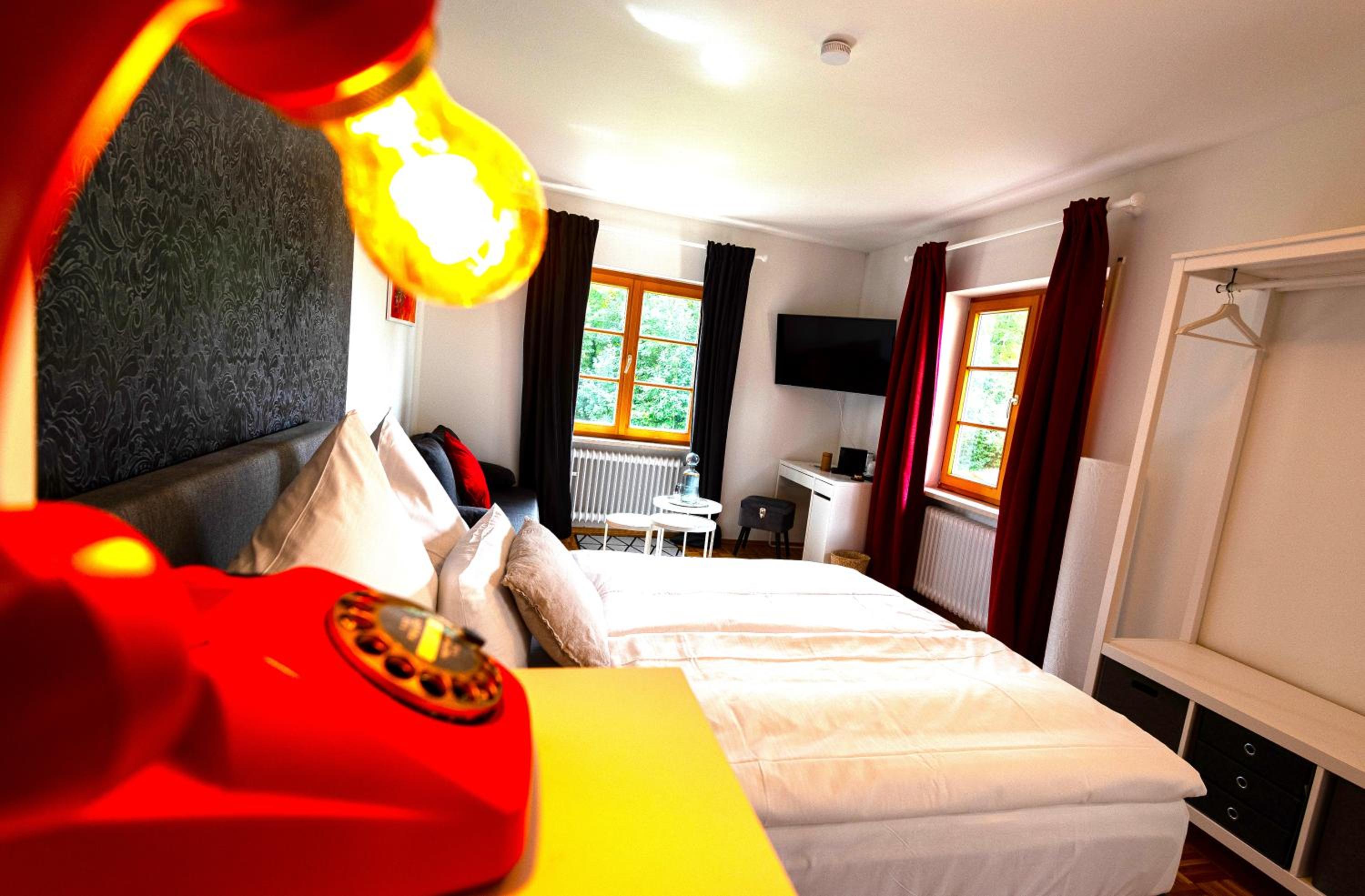 Double Room with Garden View - Photo 5