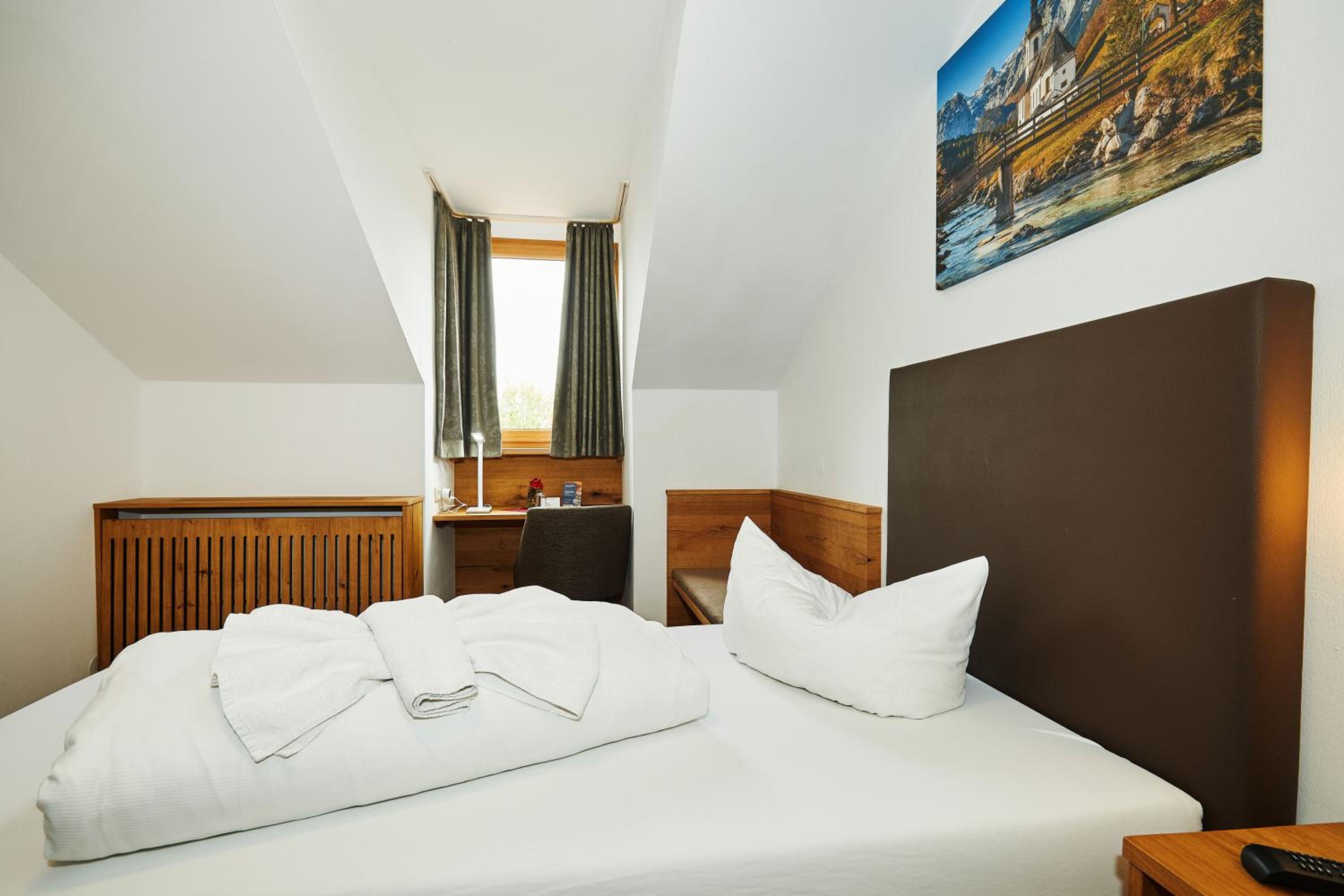 Single Room photo 2