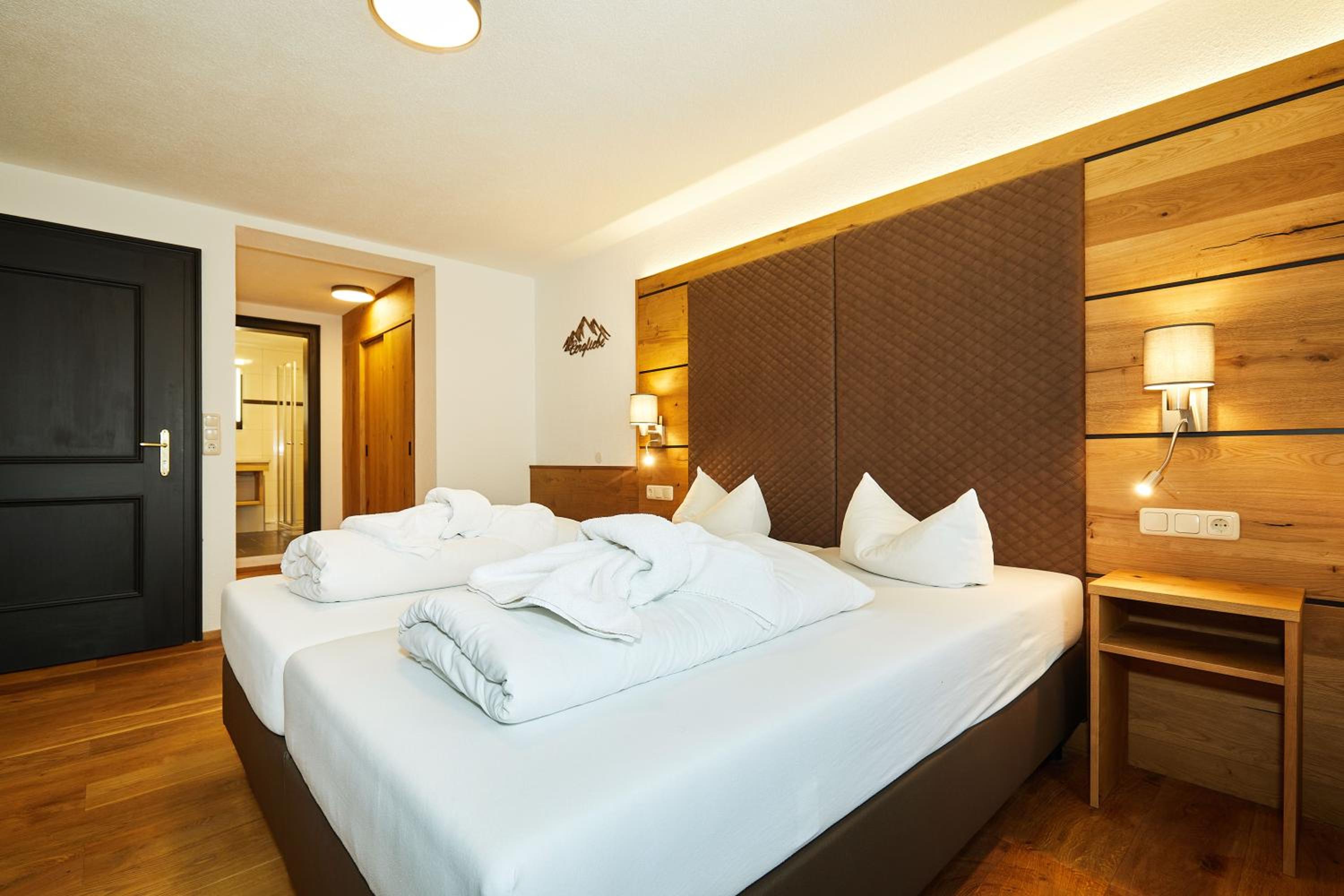 Double Room - Photo 40