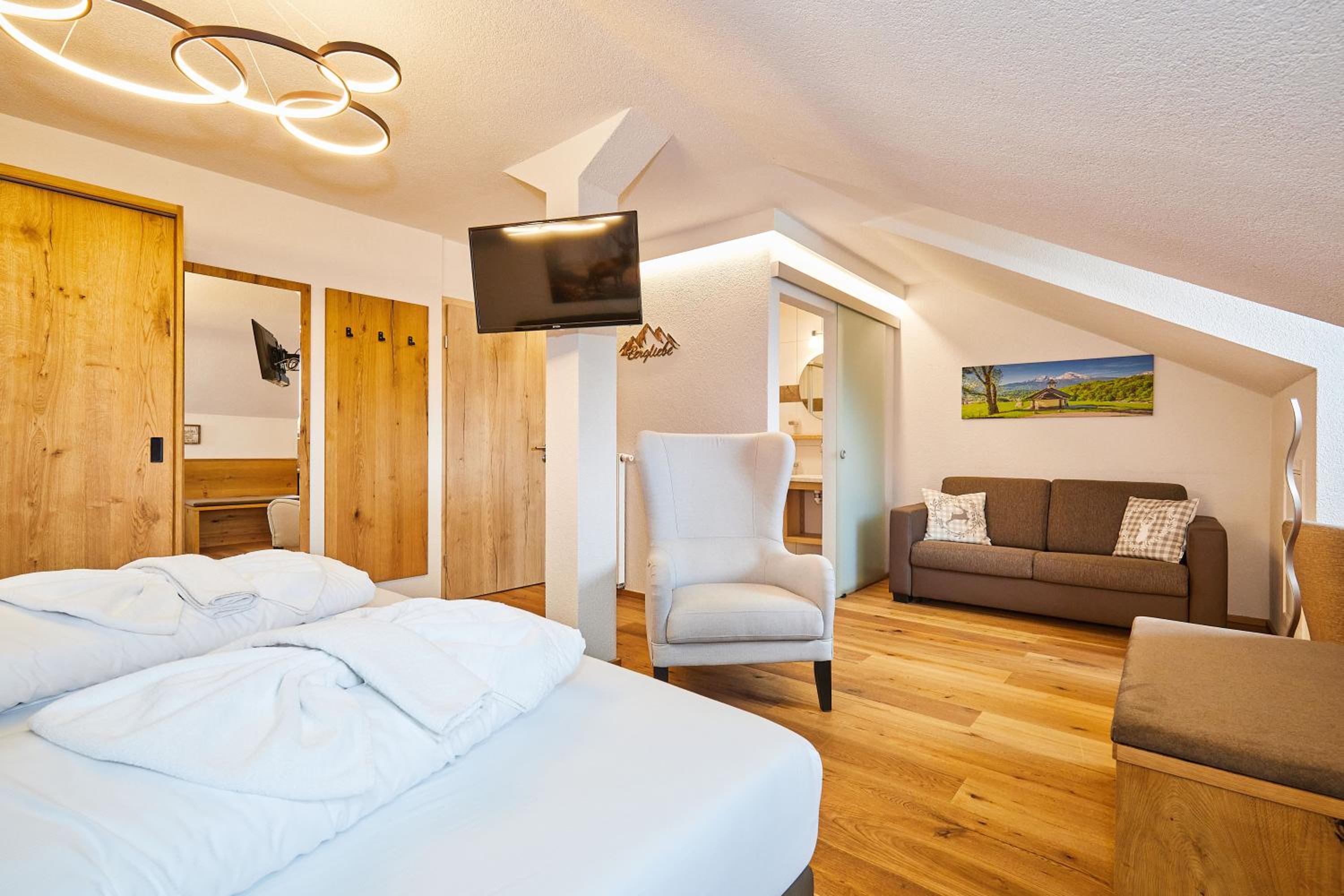 Double Room - Photo 20