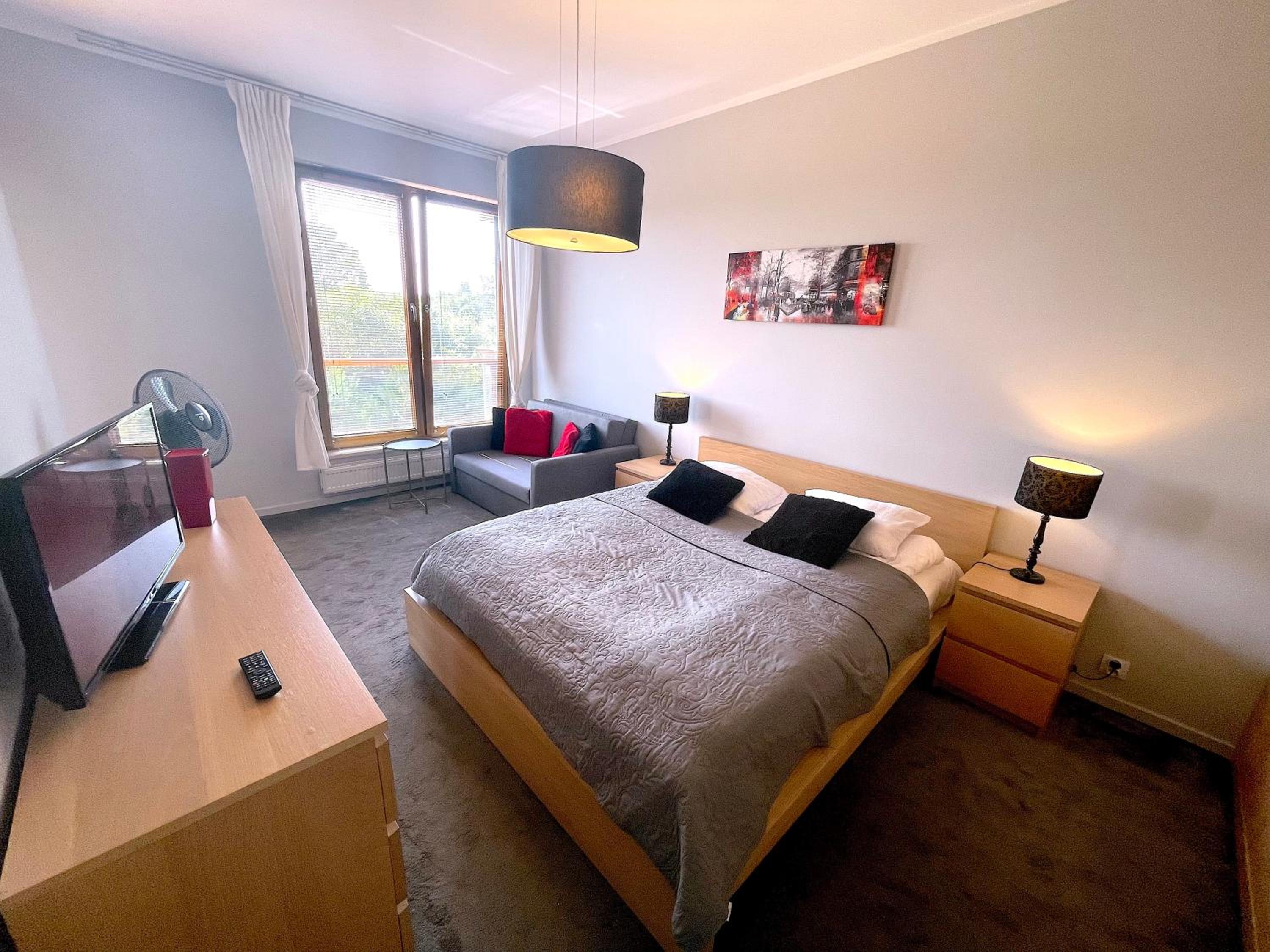 Three-Bedroom Apartment (1 - 10 Adults) - Photo 2