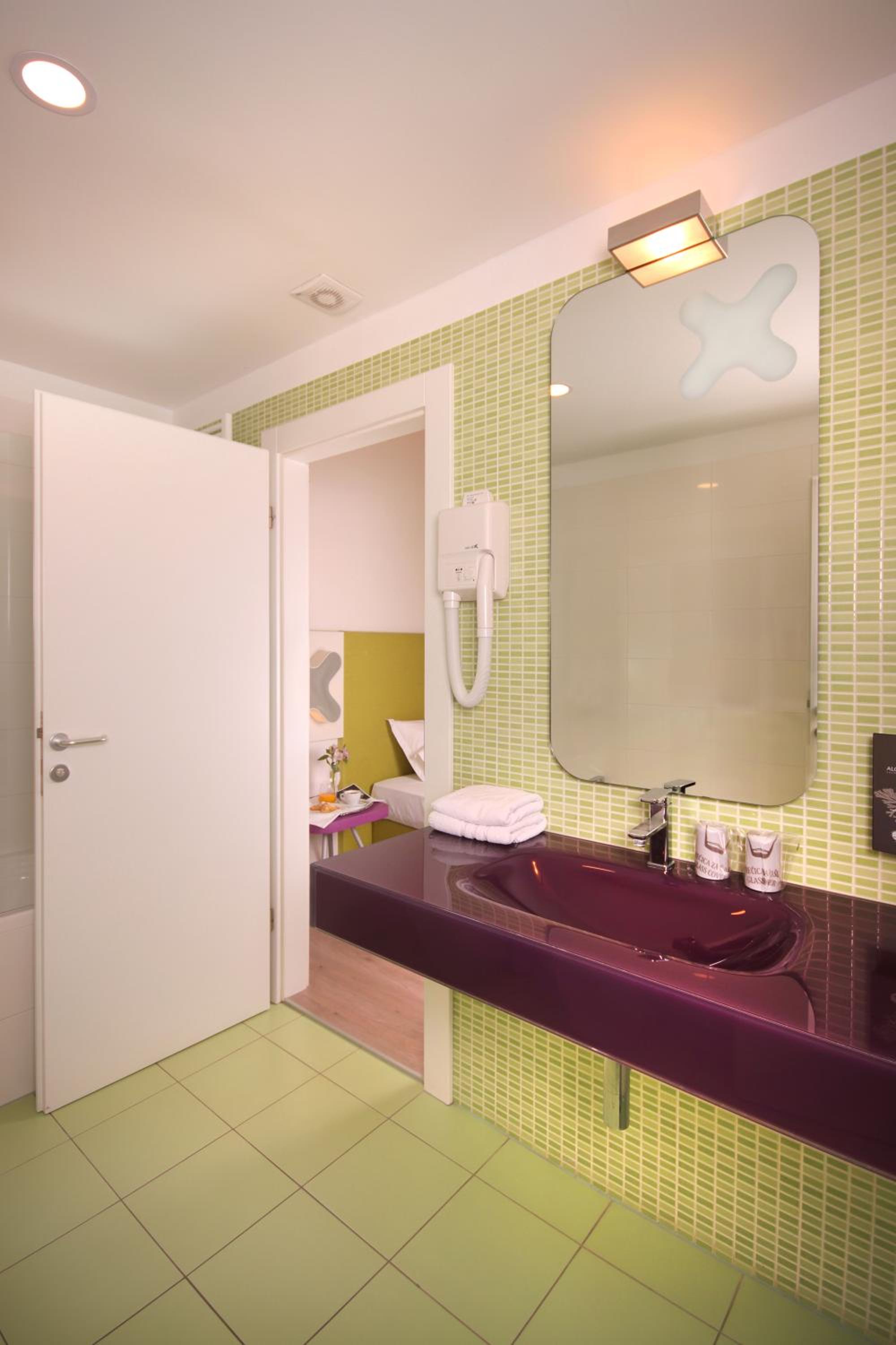 Suite with Pool View photo 2