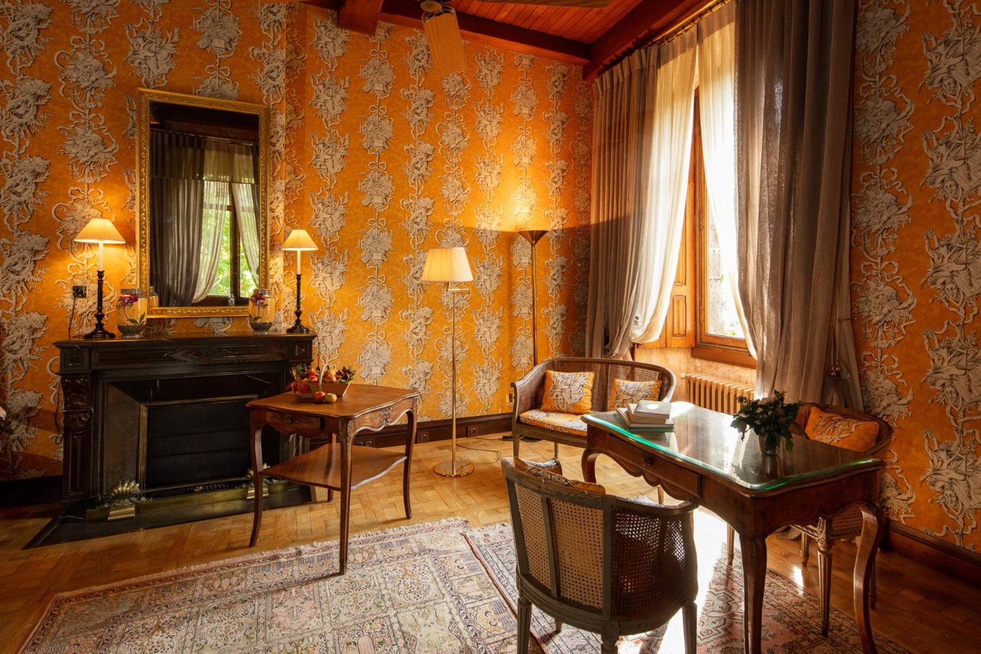 Chambre Double Deluxe avec Vue sur Château Chambre Double Deluxe avec Vue sur Château