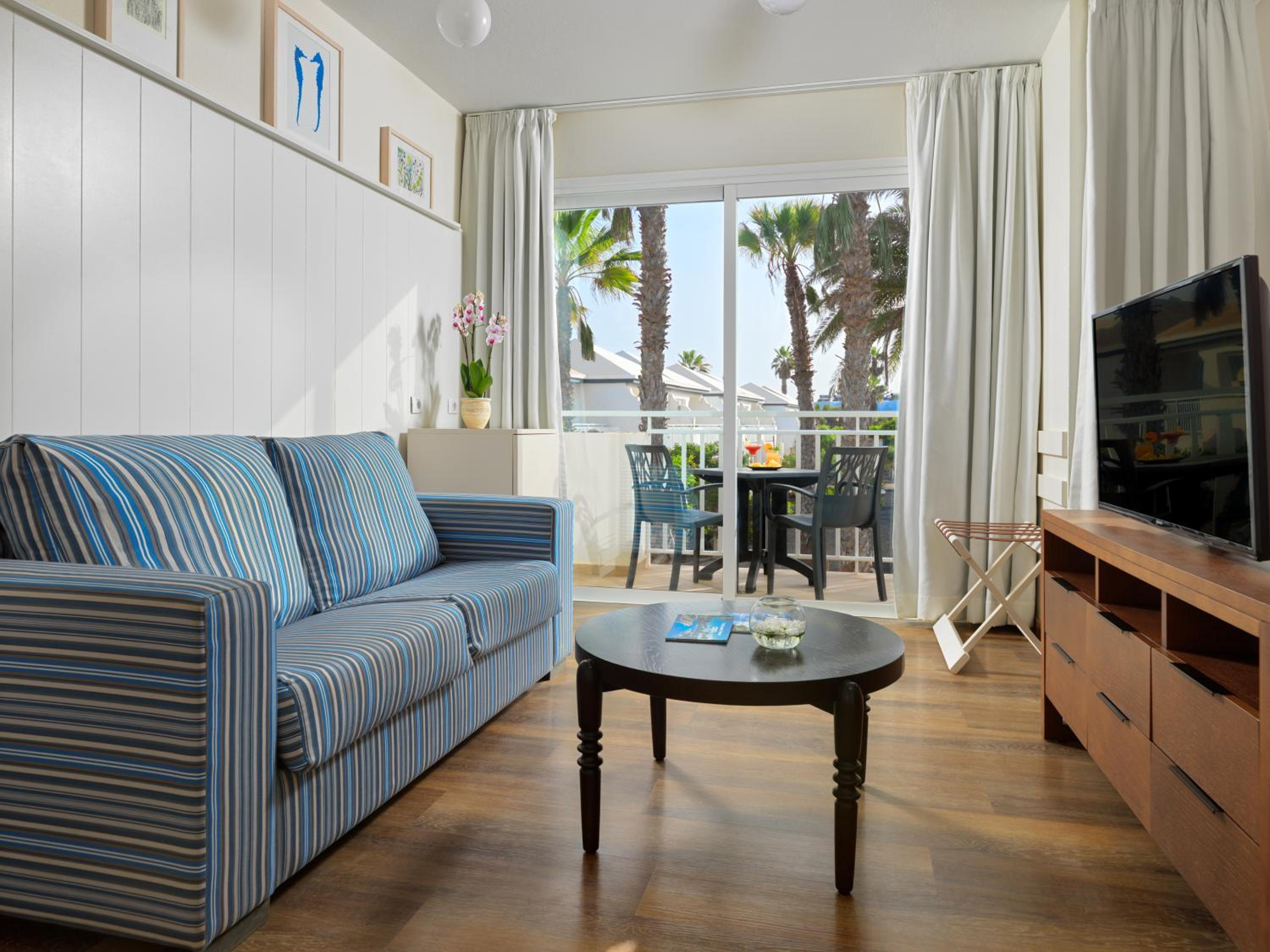 Junior Suite (2 Adults + 1 Child)