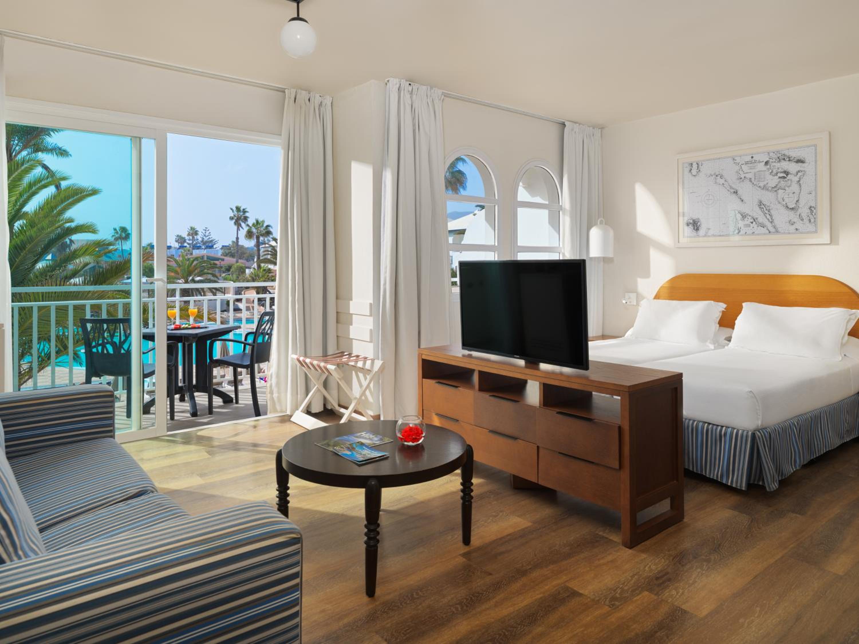 Junior Suite with Pool View (2 Adults)