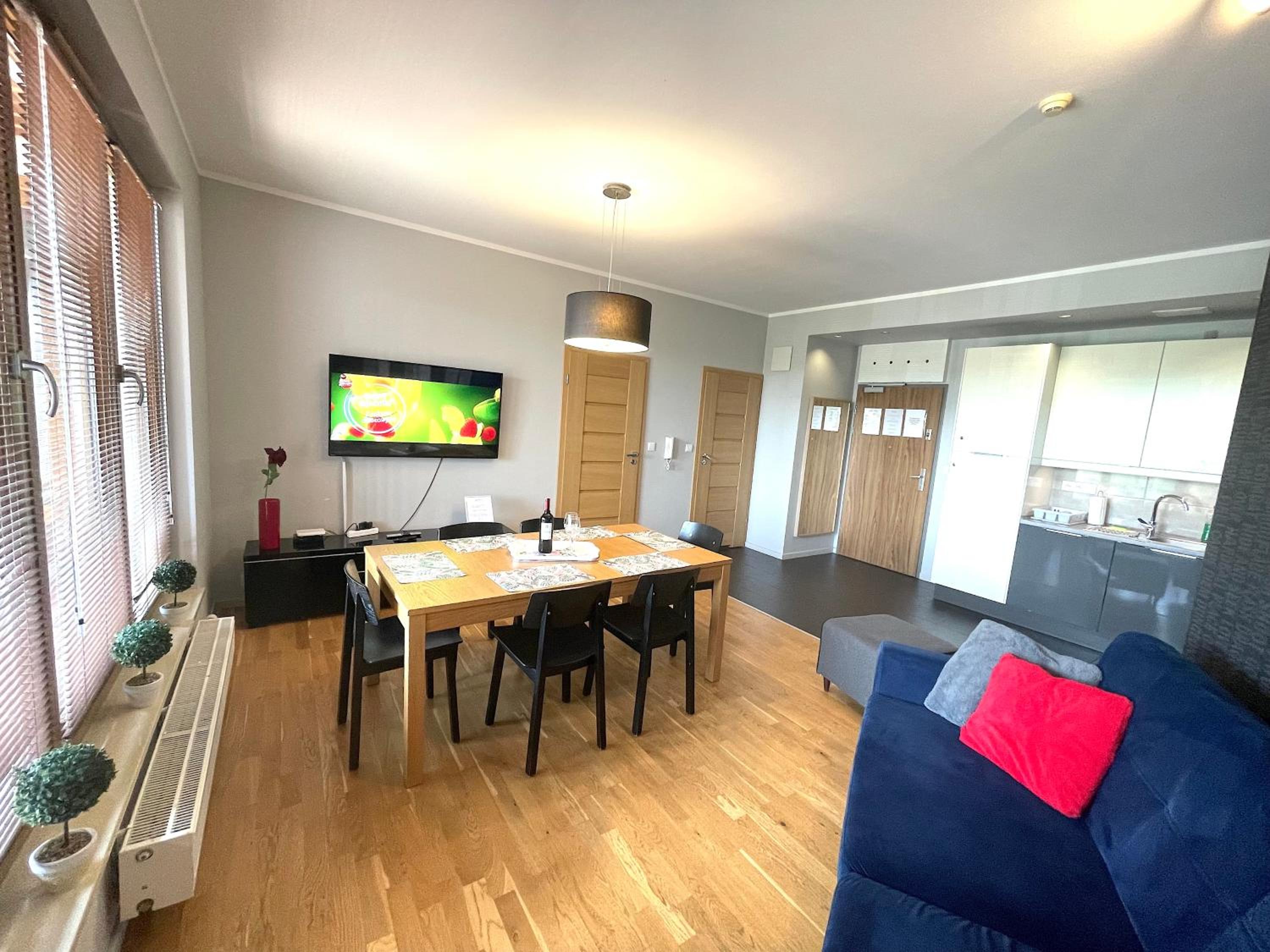 Three-Bedroom Apartment (1 - 10 Adults) - Photo 92