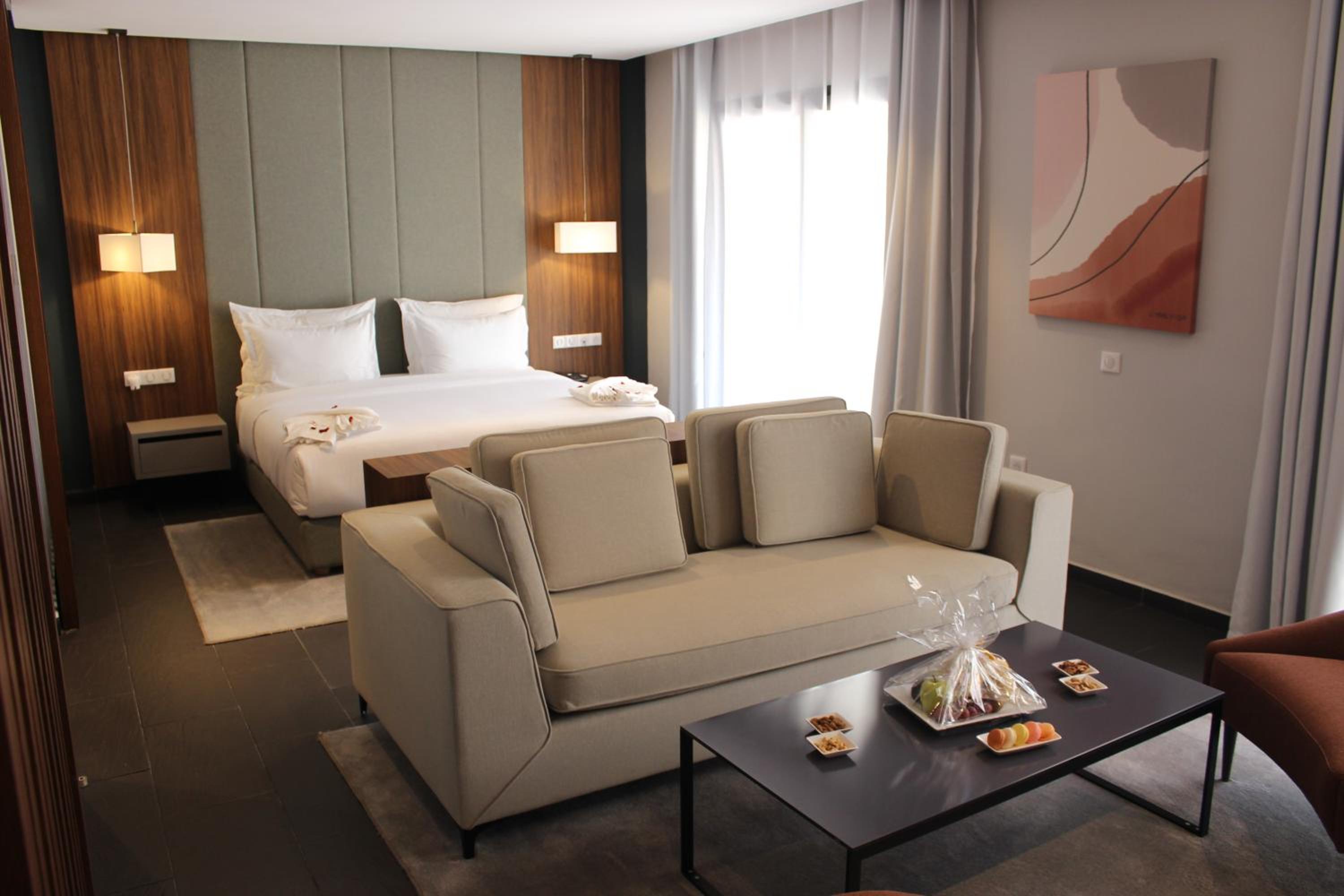 Deluxe Suite - Photo 4