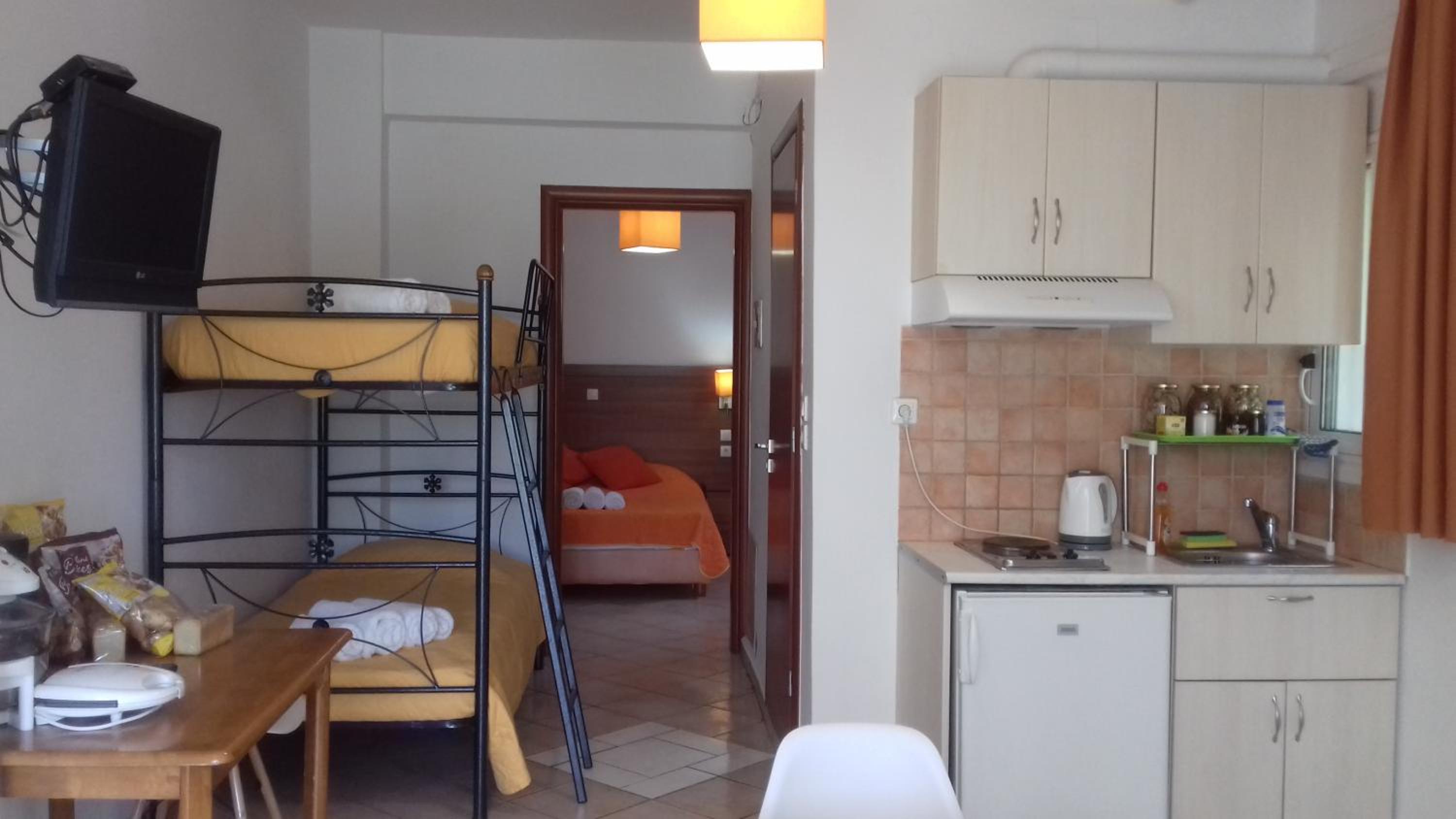 Apartment - Ground Floor photo 2