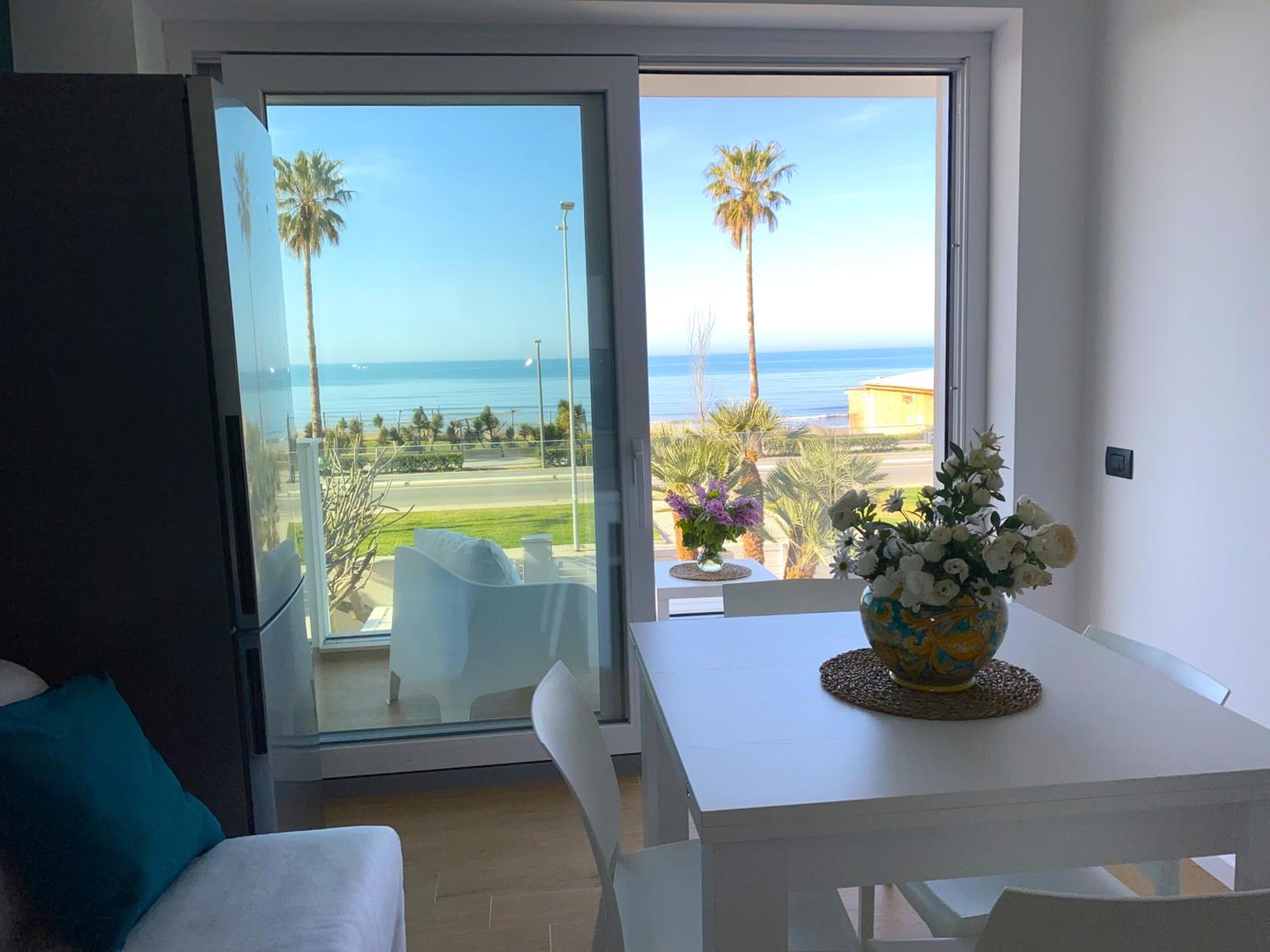 Apartment with Sea View photo 2