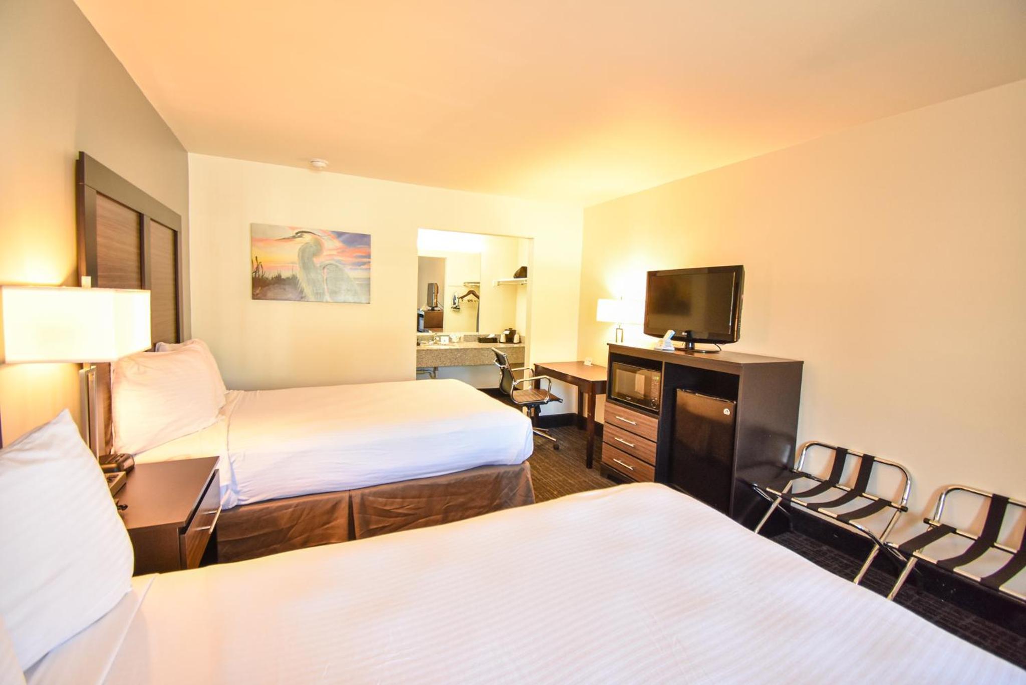 Double Room with Two Double Beds - Non-Smoking photo 1