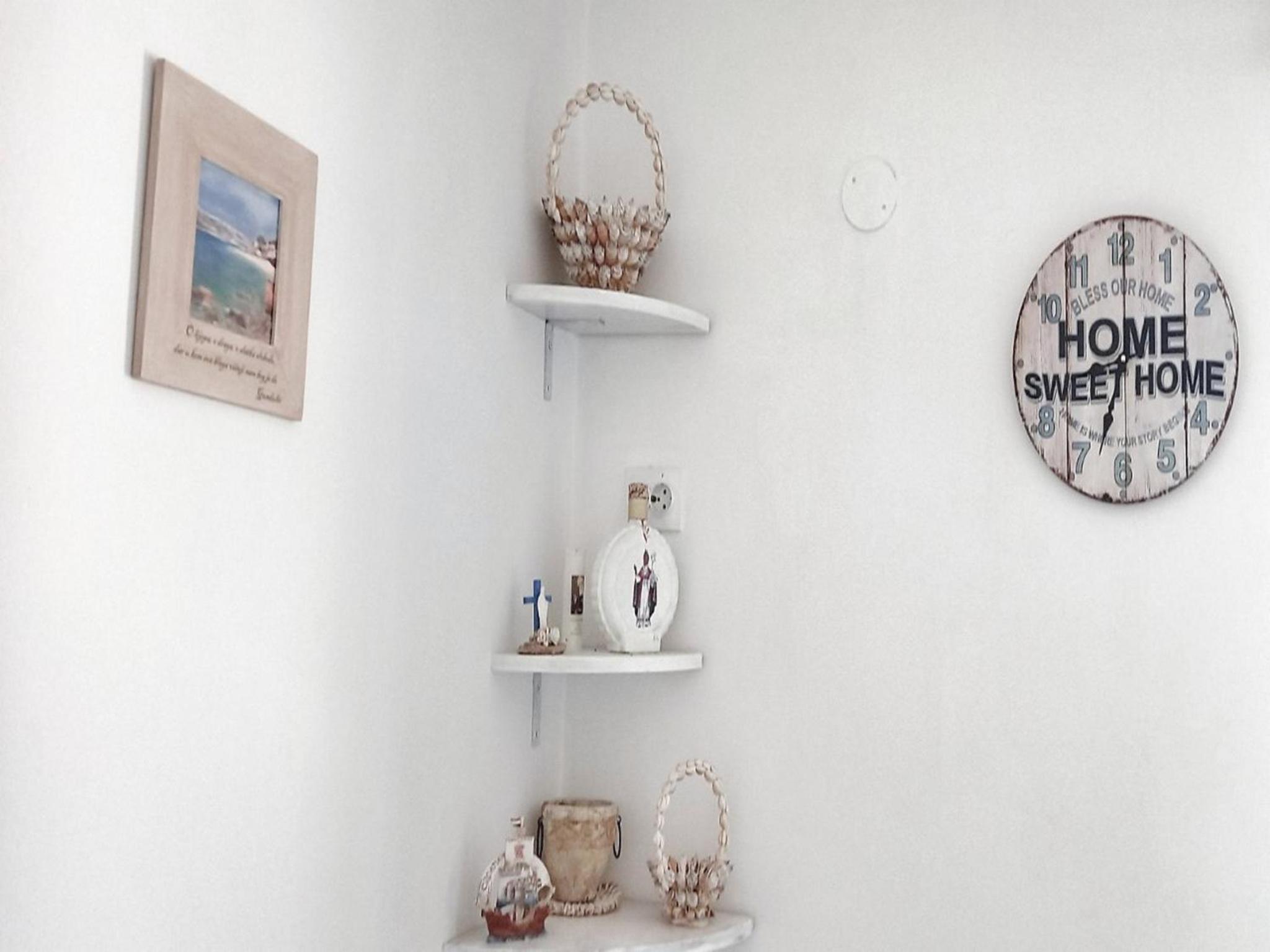 Studio Apartment with Terrace - Photo 33