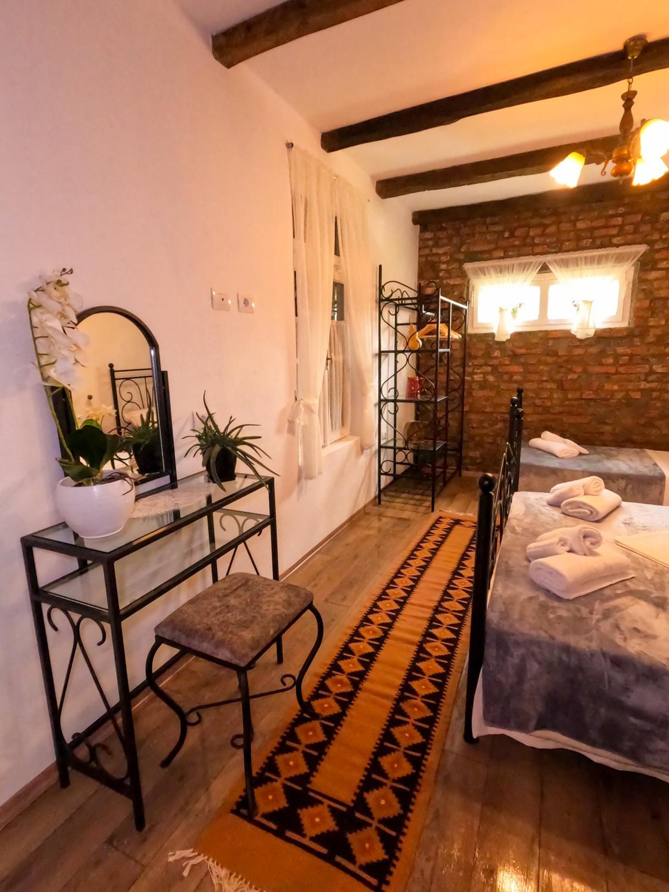 Deluxe Triple Room photo 2