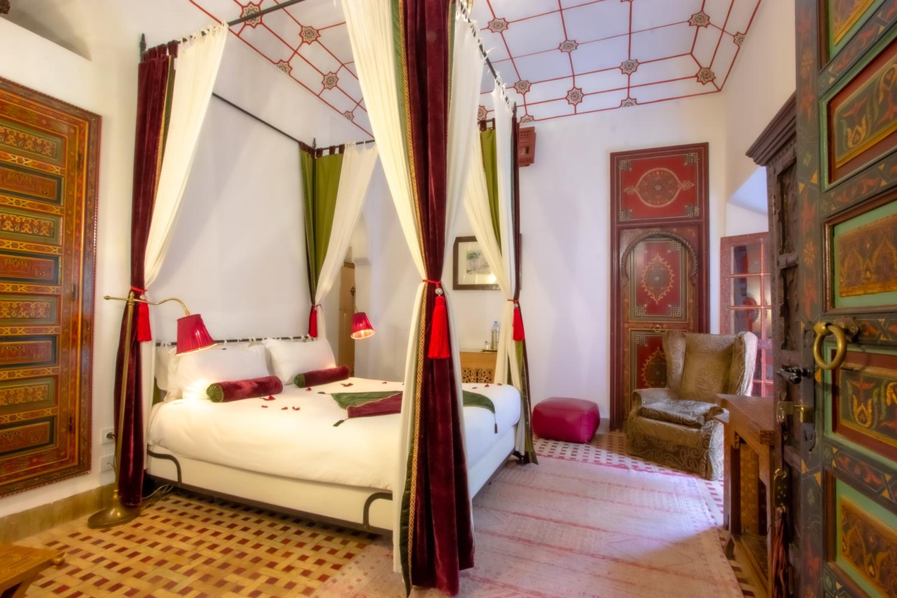 Superior Room - Photo 11
