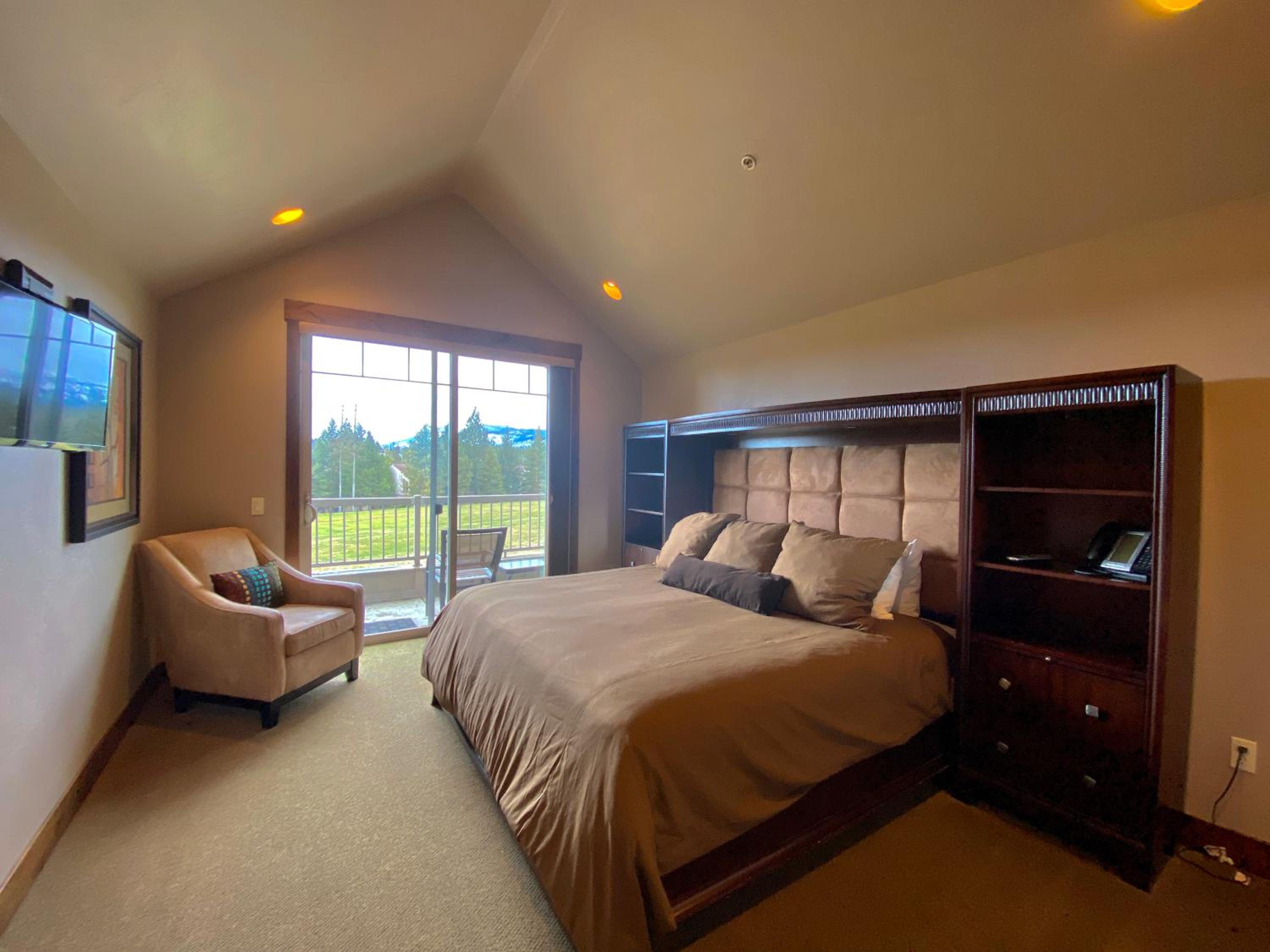 Penthouse Apartment photo 1