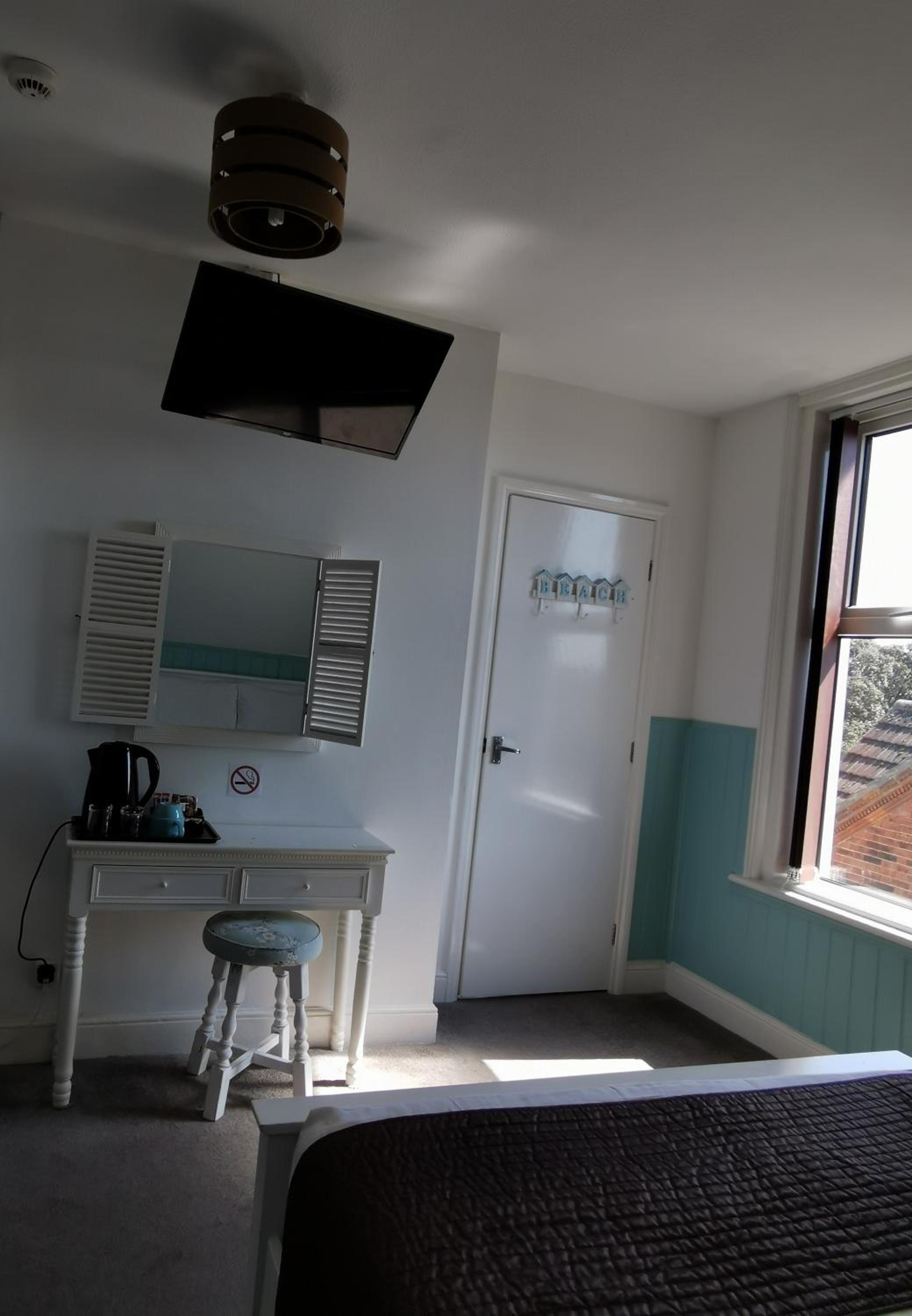 Double Room 8 photo 2