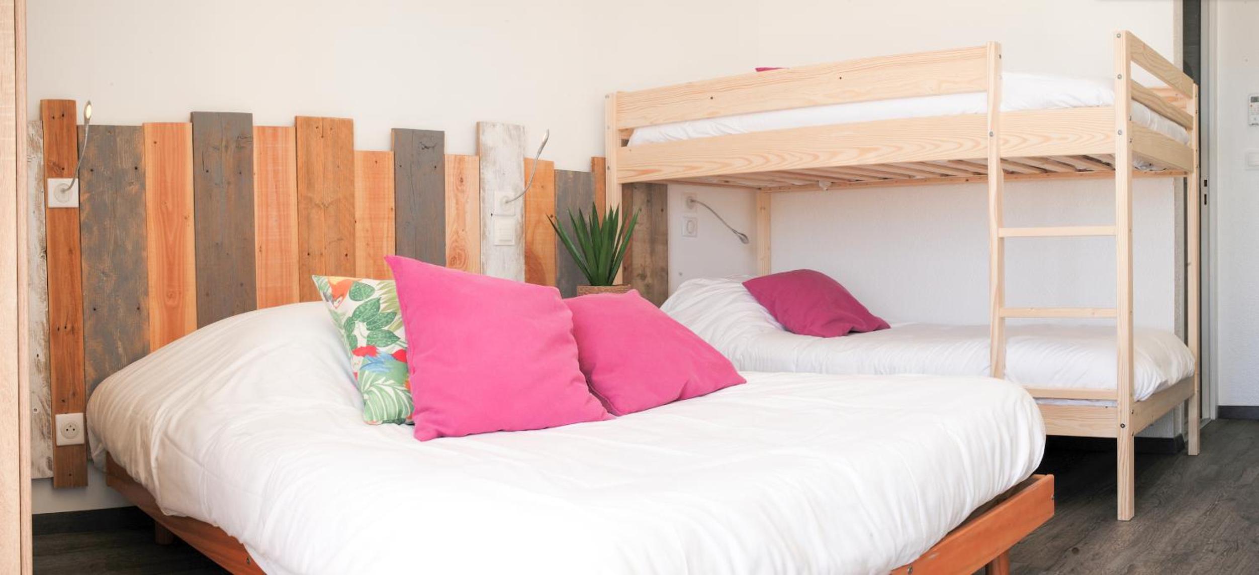 Quadruple Room - Photo 2