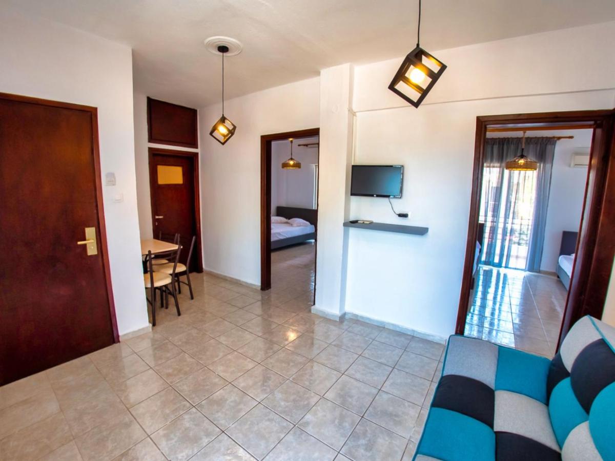 Apartment with Sea View photo 3