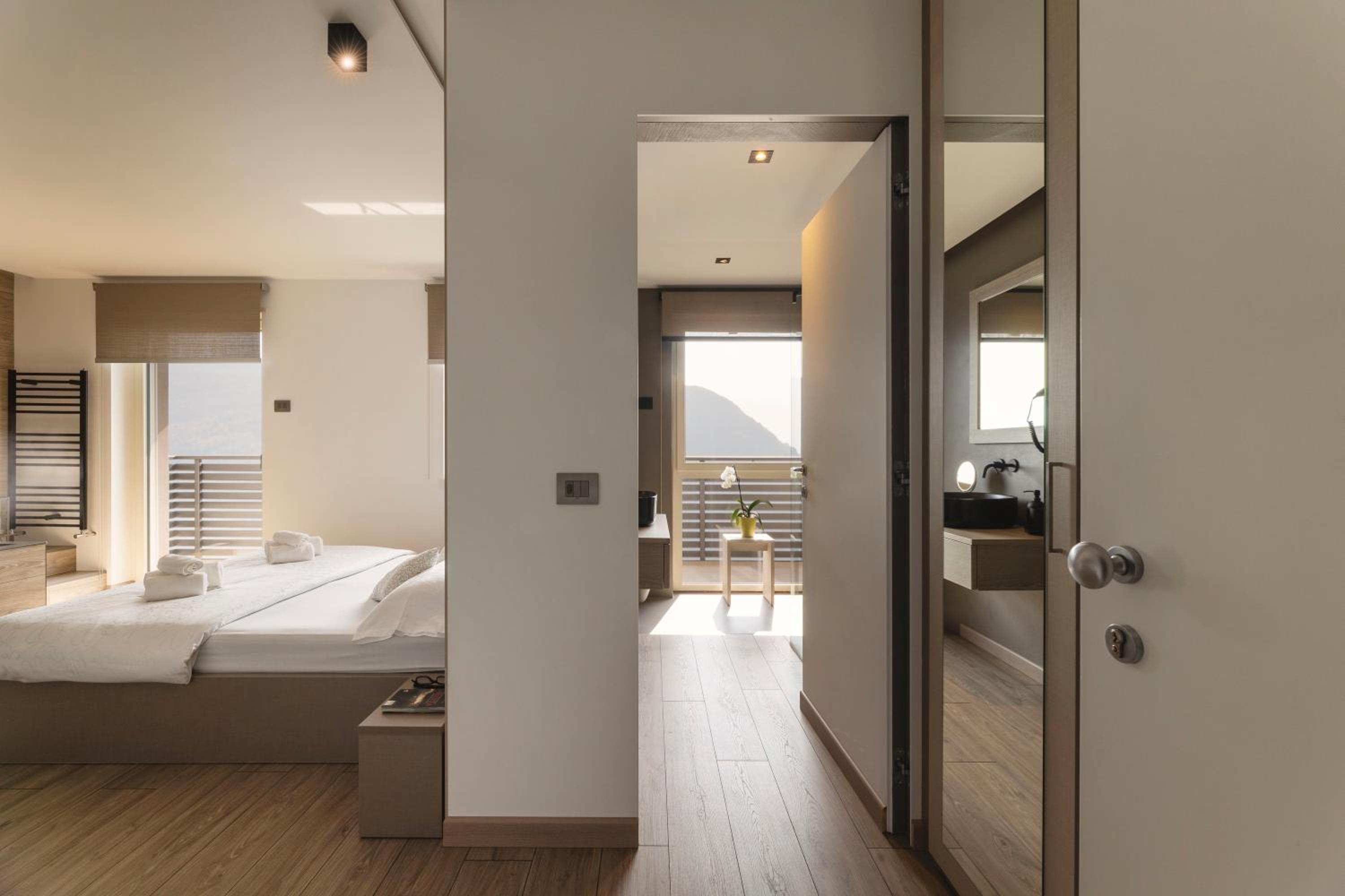 Queen Room with Spa Bath - Photo 1