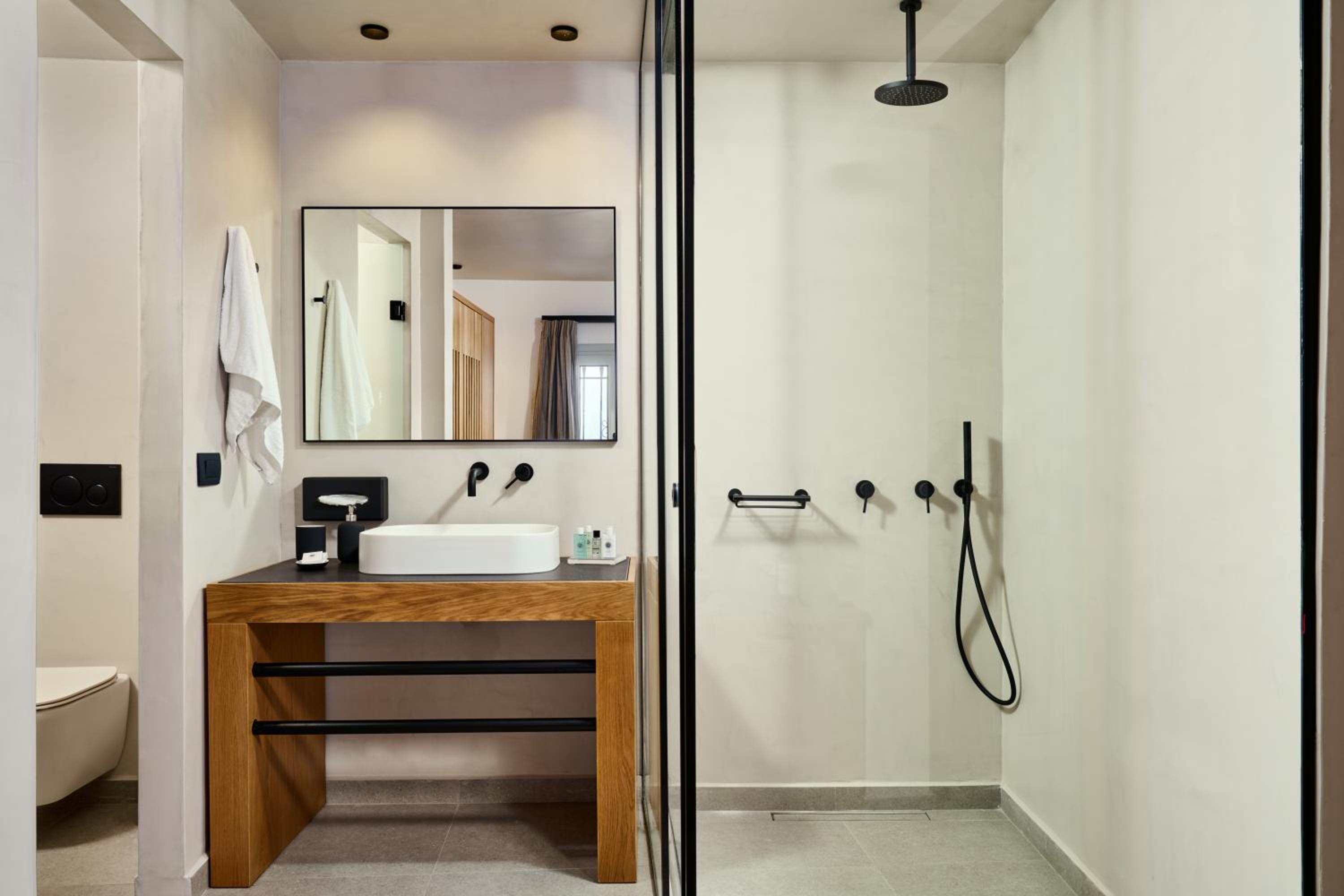 Superior Double Room with Caldera View - Photo 2