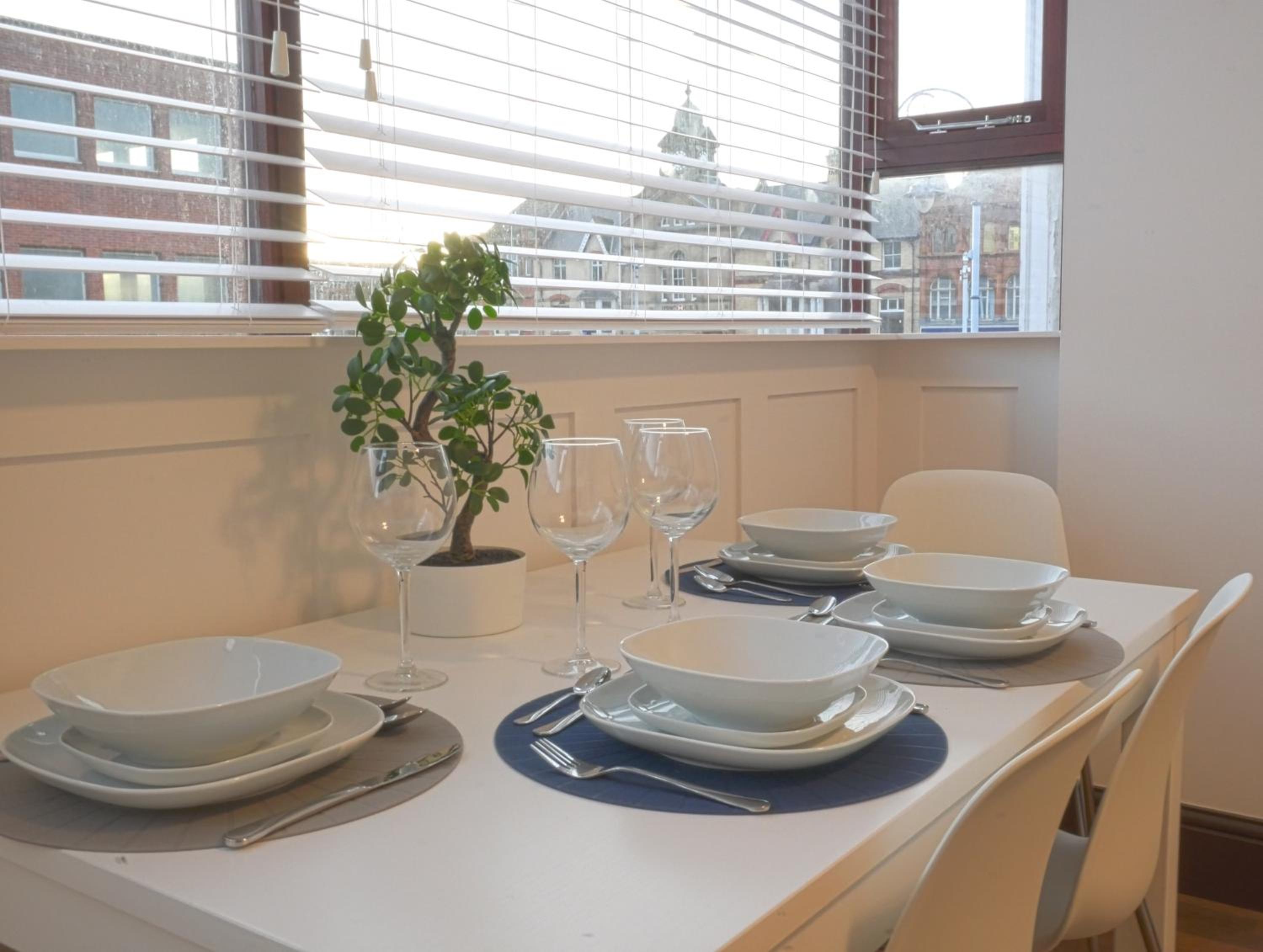 One-Bedroom Apartment - Photo 9