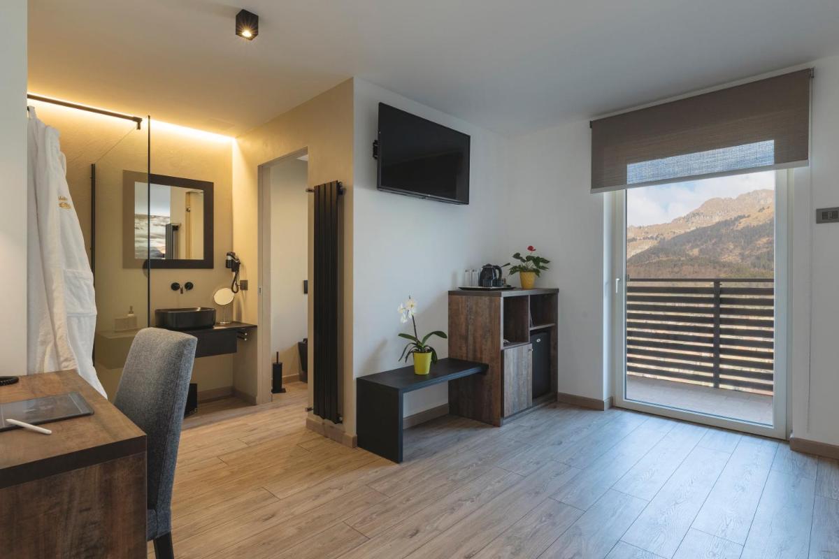 Superior Double Room - Photo 8