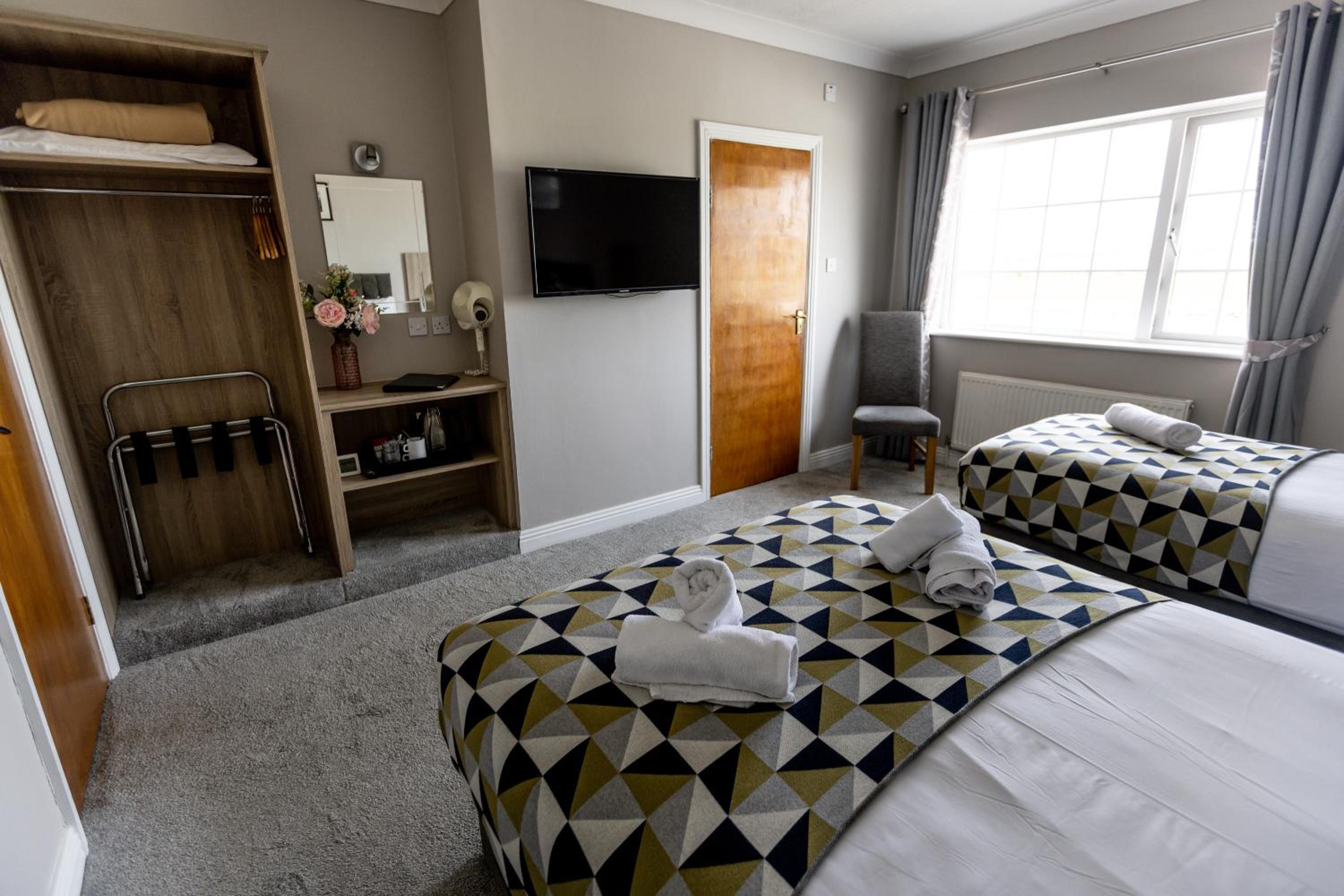 Deluxe Double or Twin Room with Garden View