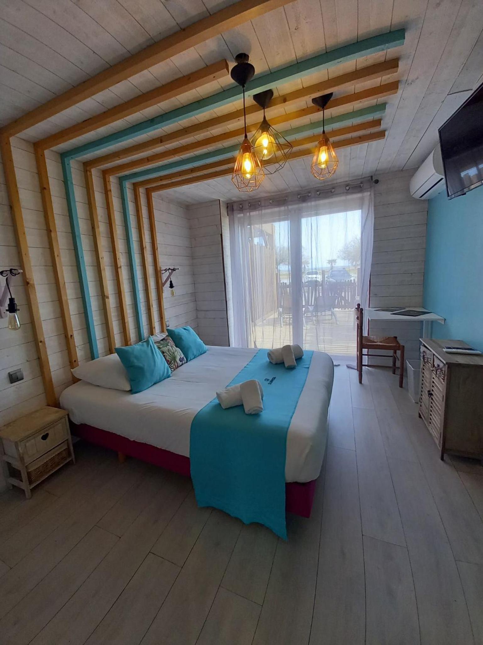 King Room - Disability Access photo 2