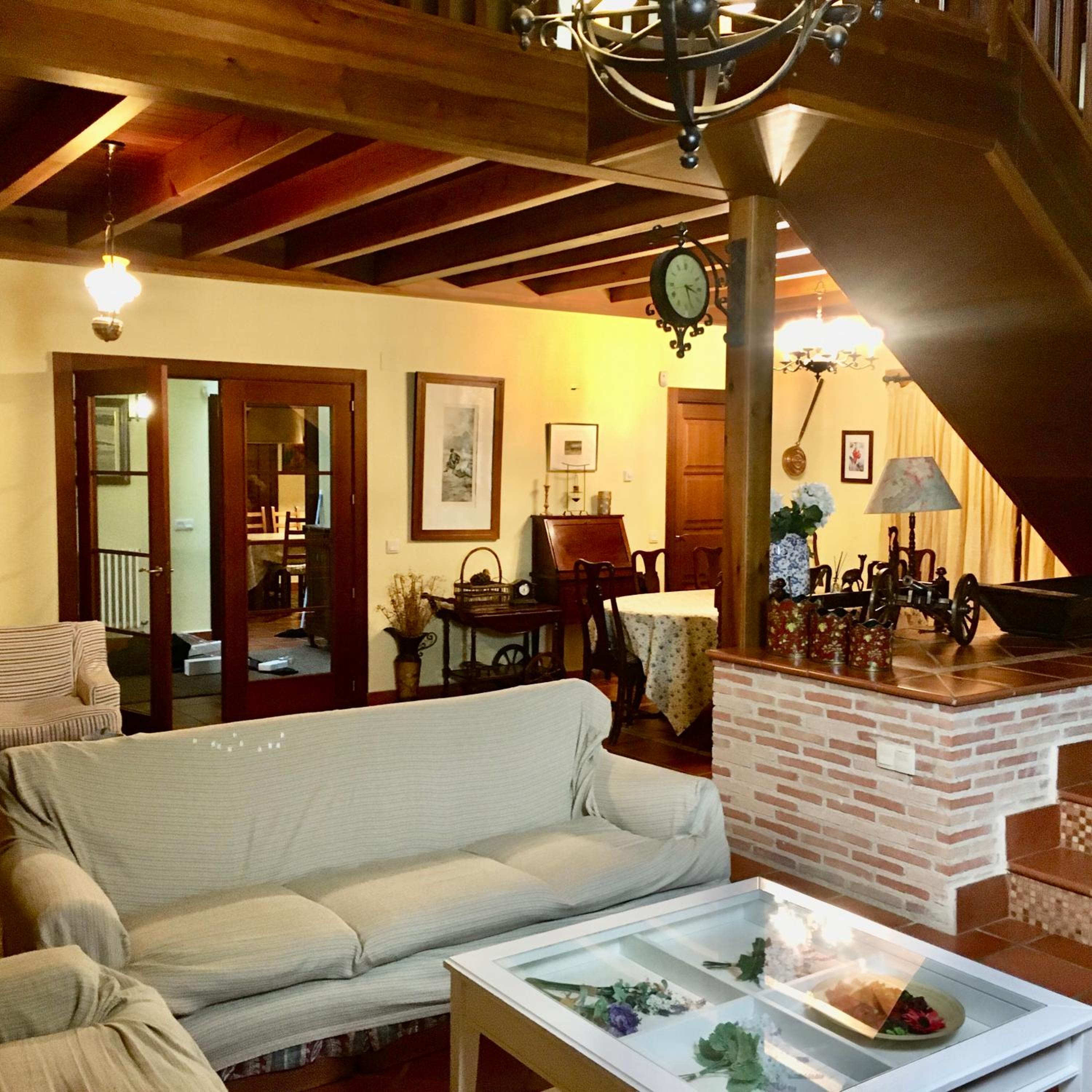 Casa de cinco habitaciones