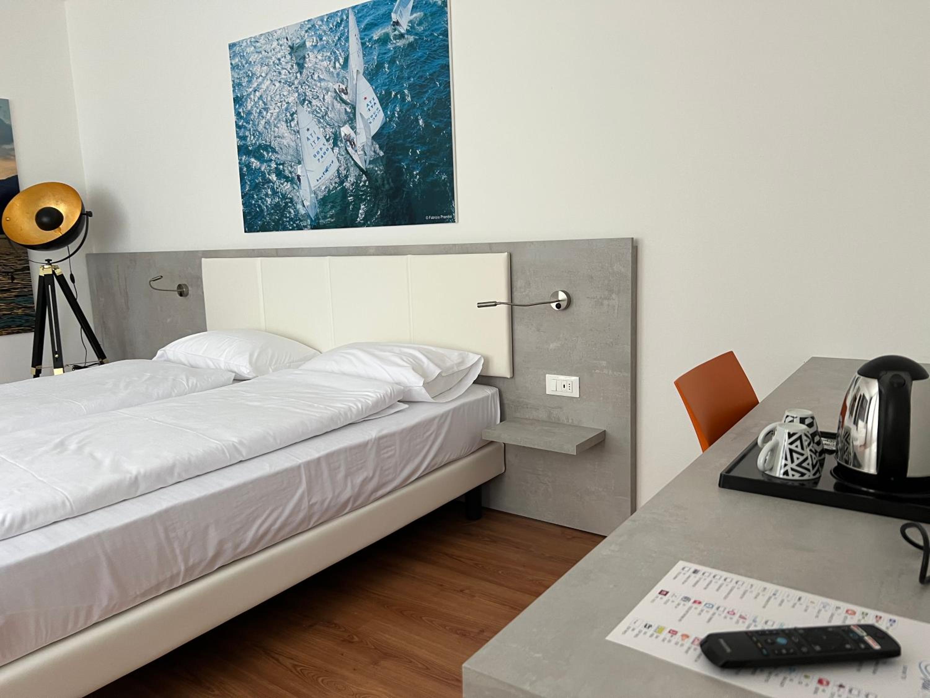 Quadruple Room - Photo 7