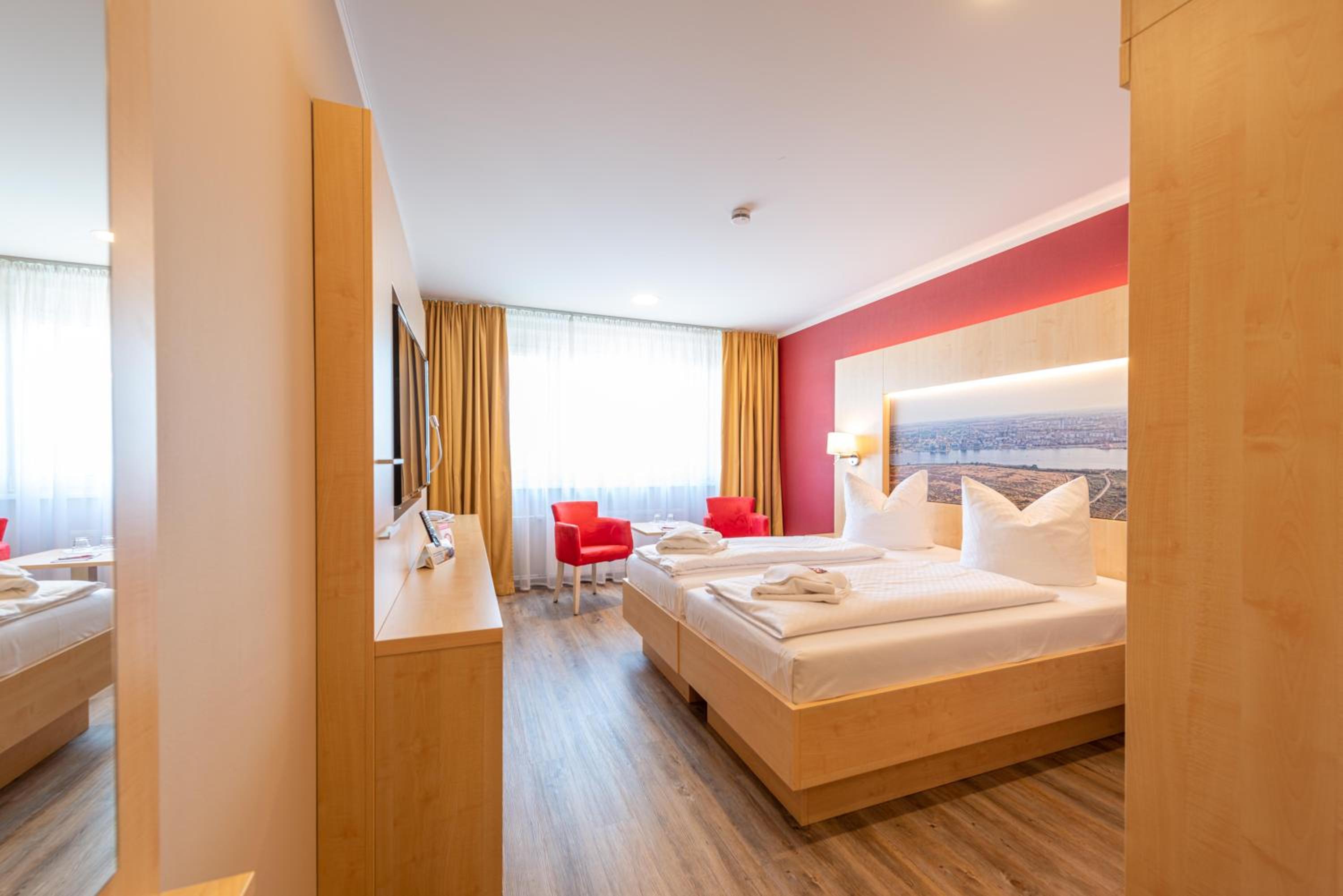 Standard Double Room - Photo 6