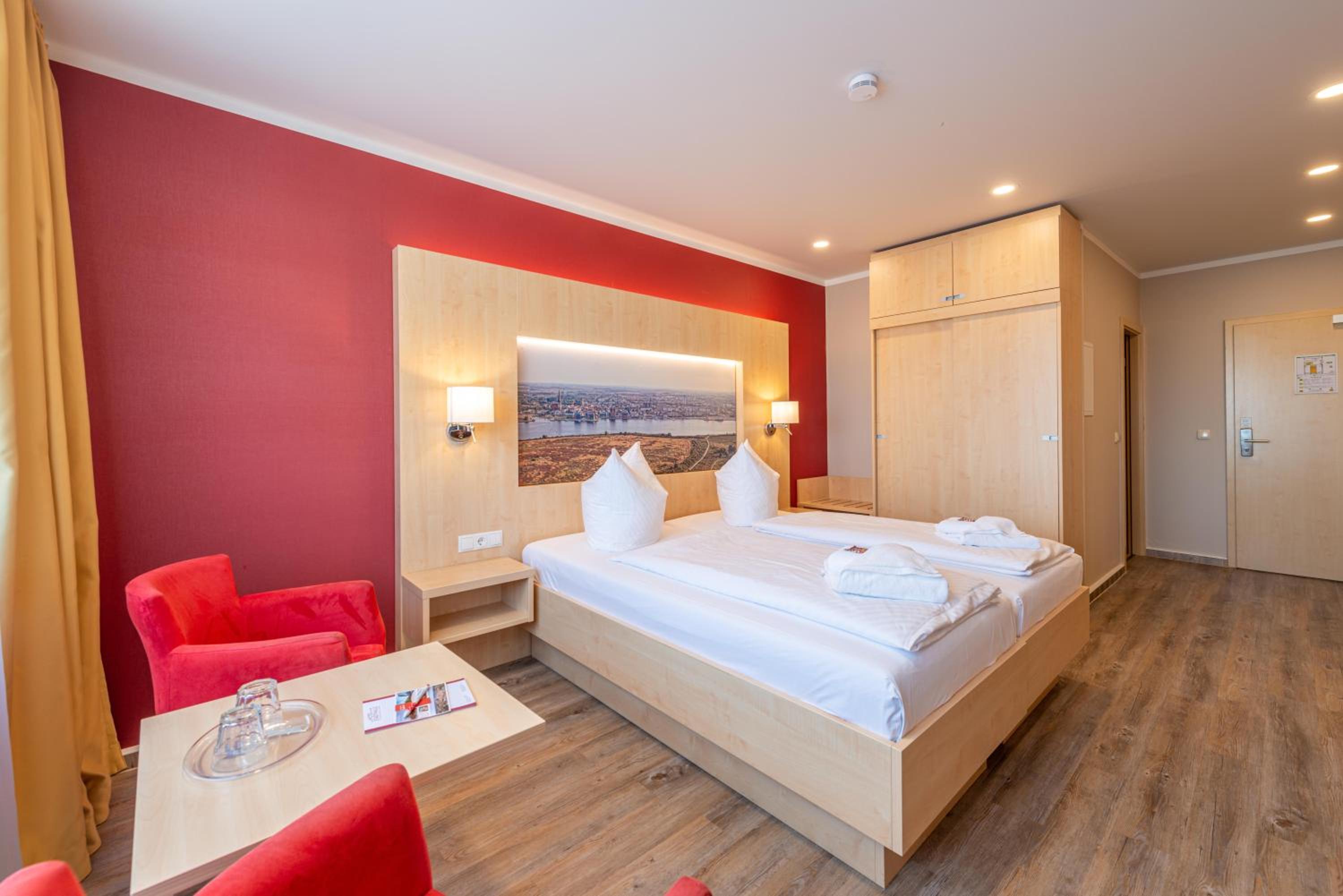 Standard Double Room - Photo 1