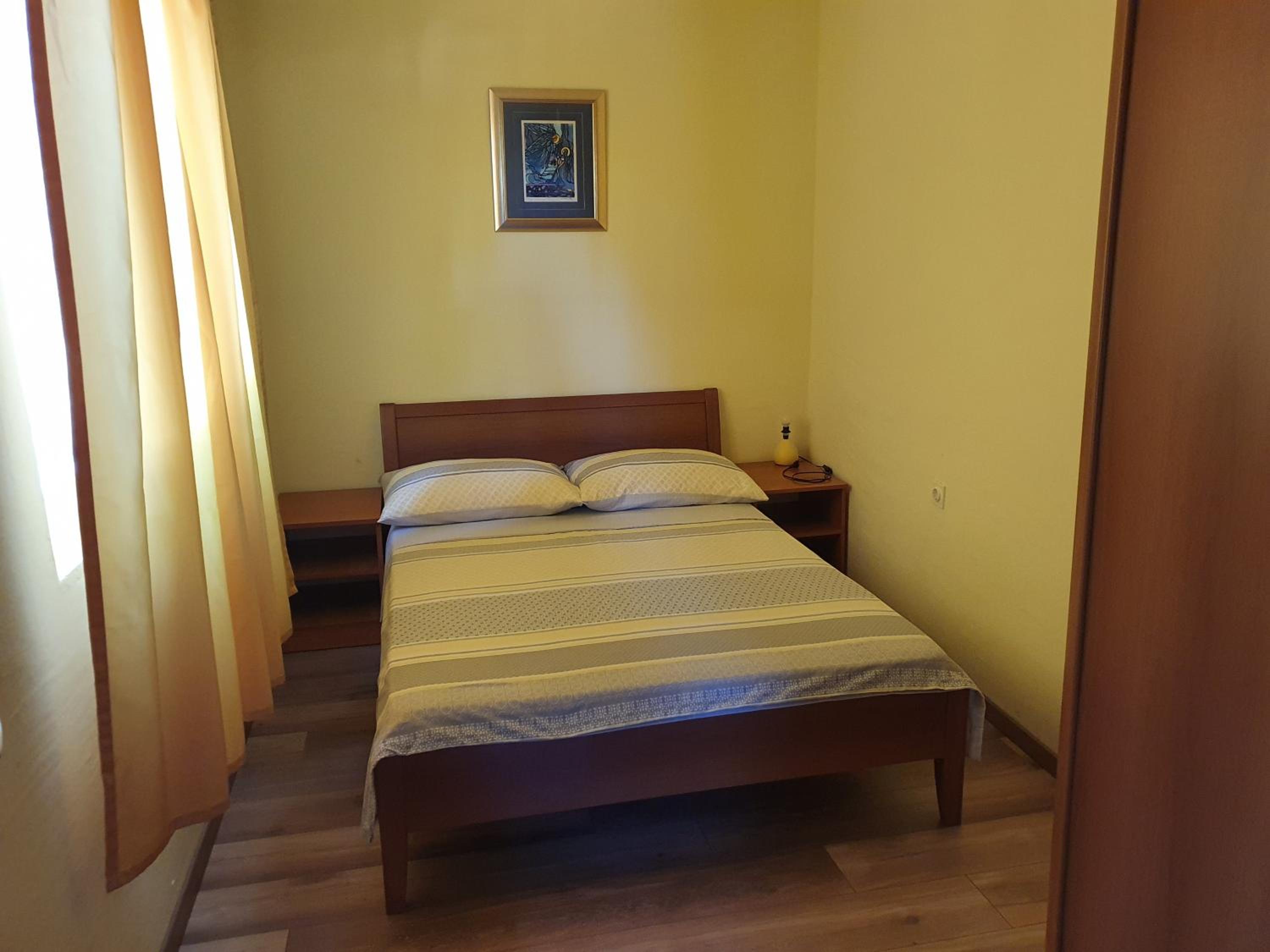 One-Bedroom House photo 1