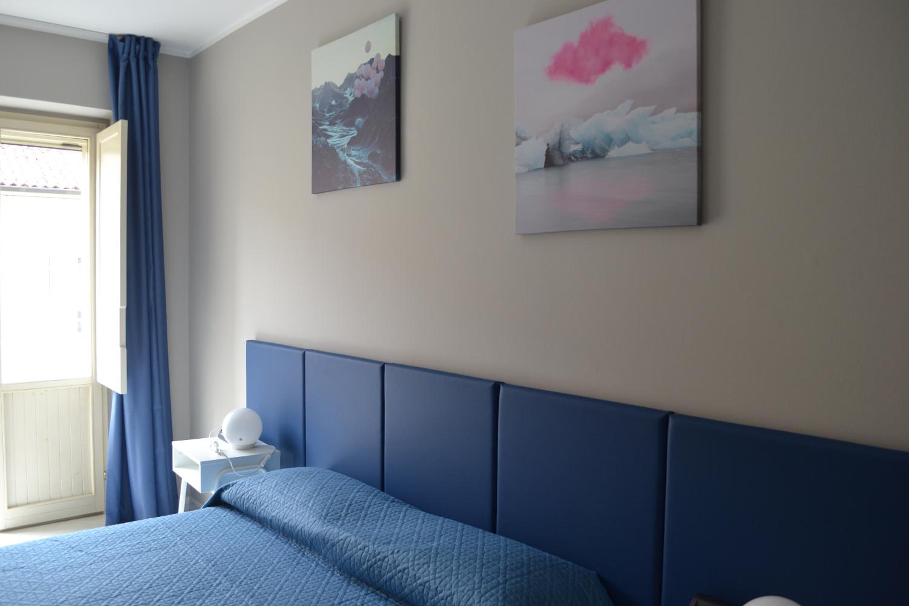 Two-Bedroom Apartment photo 2